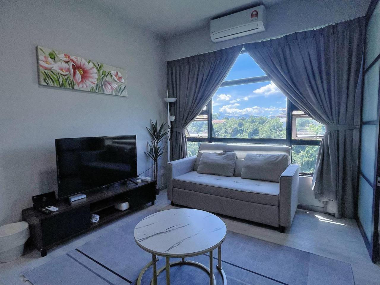 Jesselton Quay 2 bedrooms condo 20 photo 3