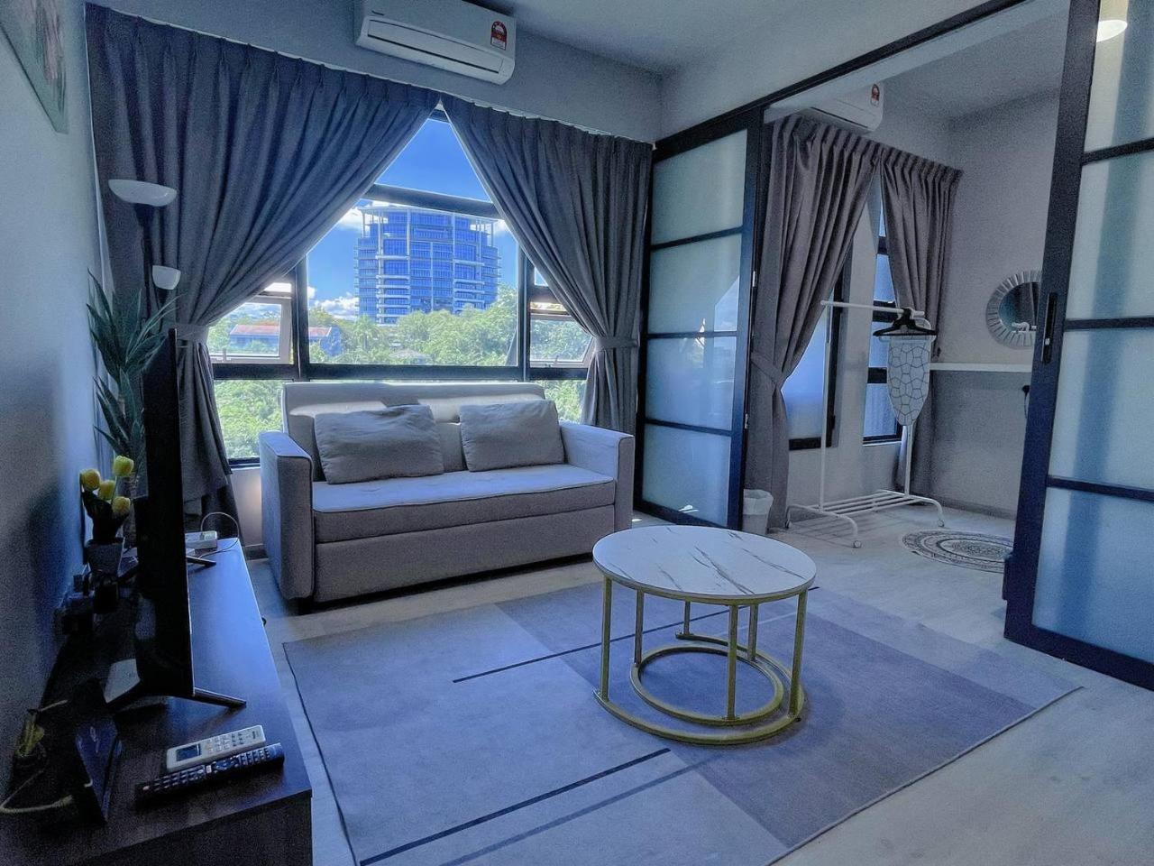 Jesselton Quay 2 bedrooms condo 20 photo 4