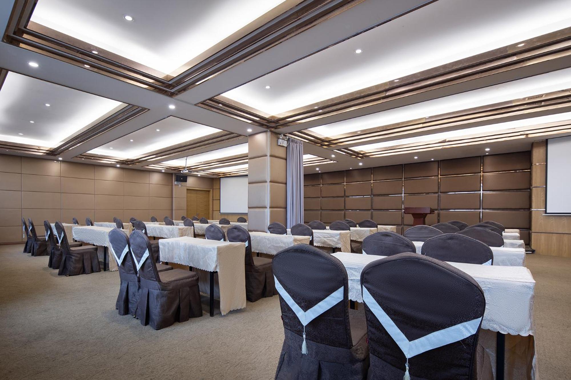 Morninginn, Shuangfeng Platinum Huafu