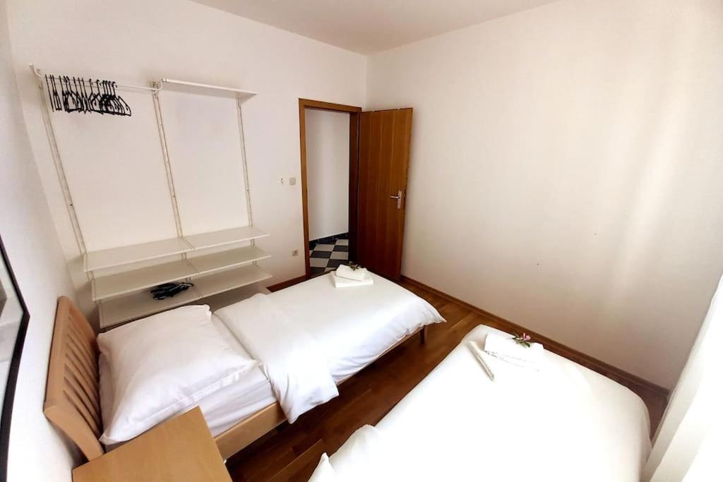 Rosa apartment Mirca