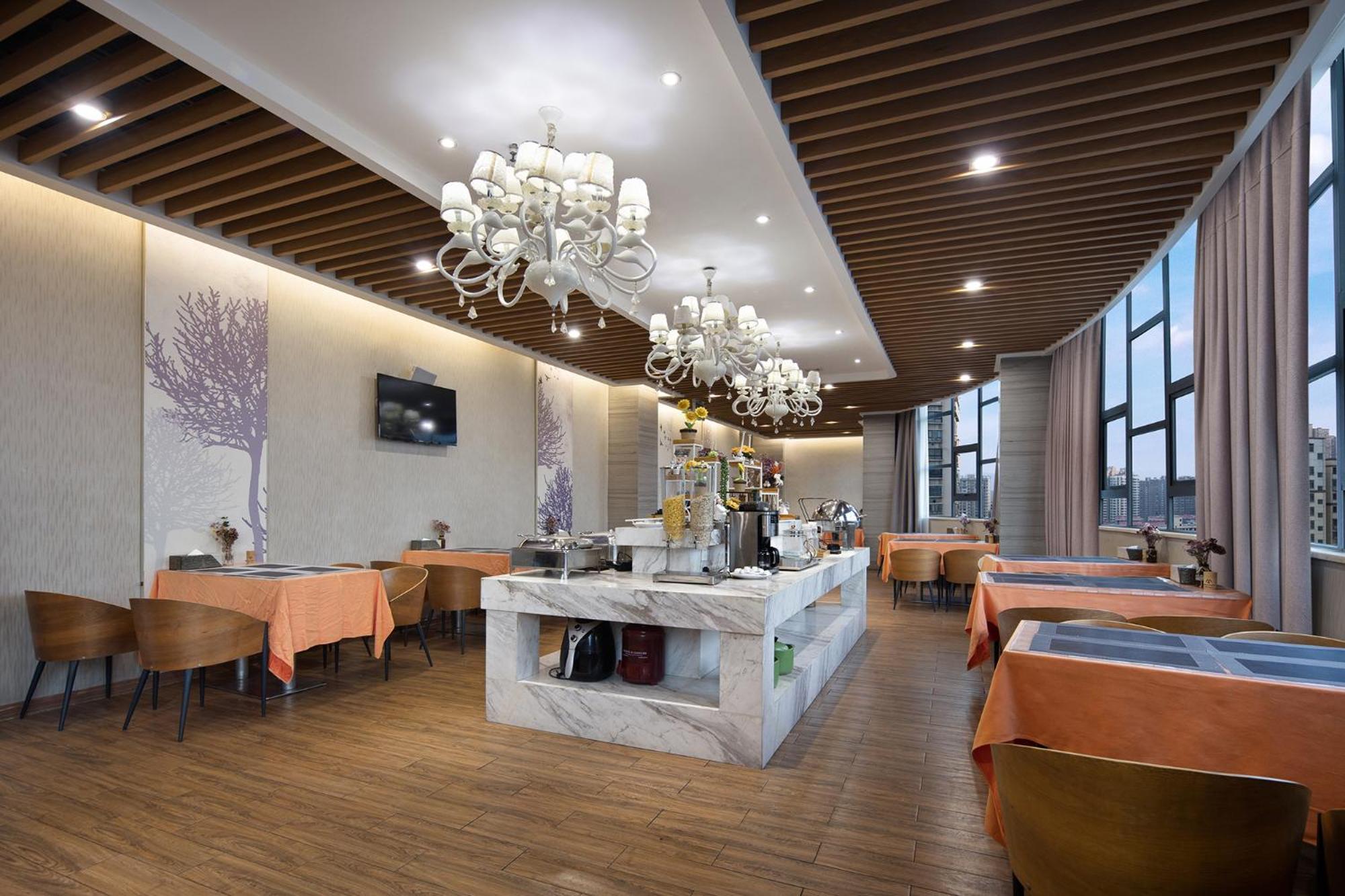 Morninginn, Shuangfeng Platinum Huafu