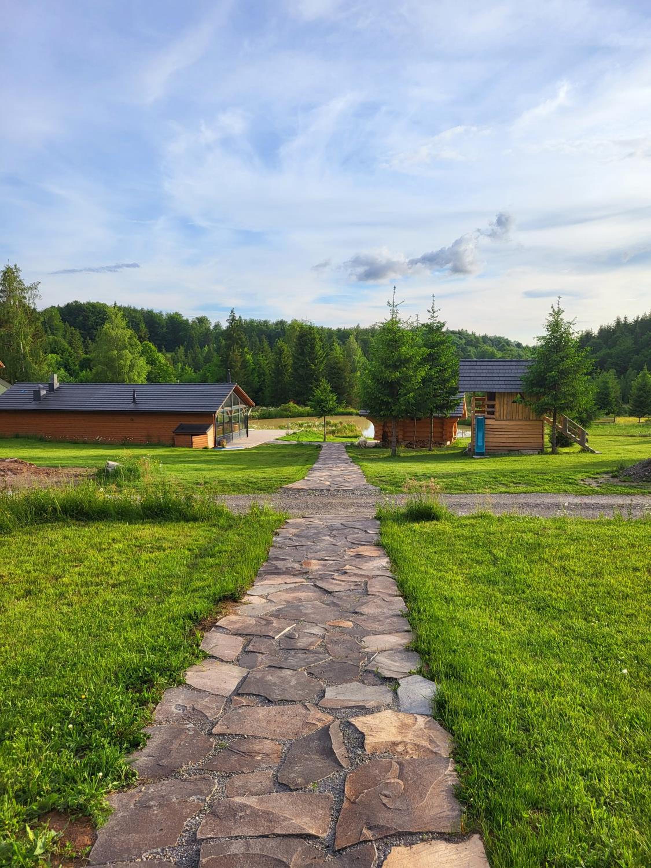 Harghita Log Houses view 4