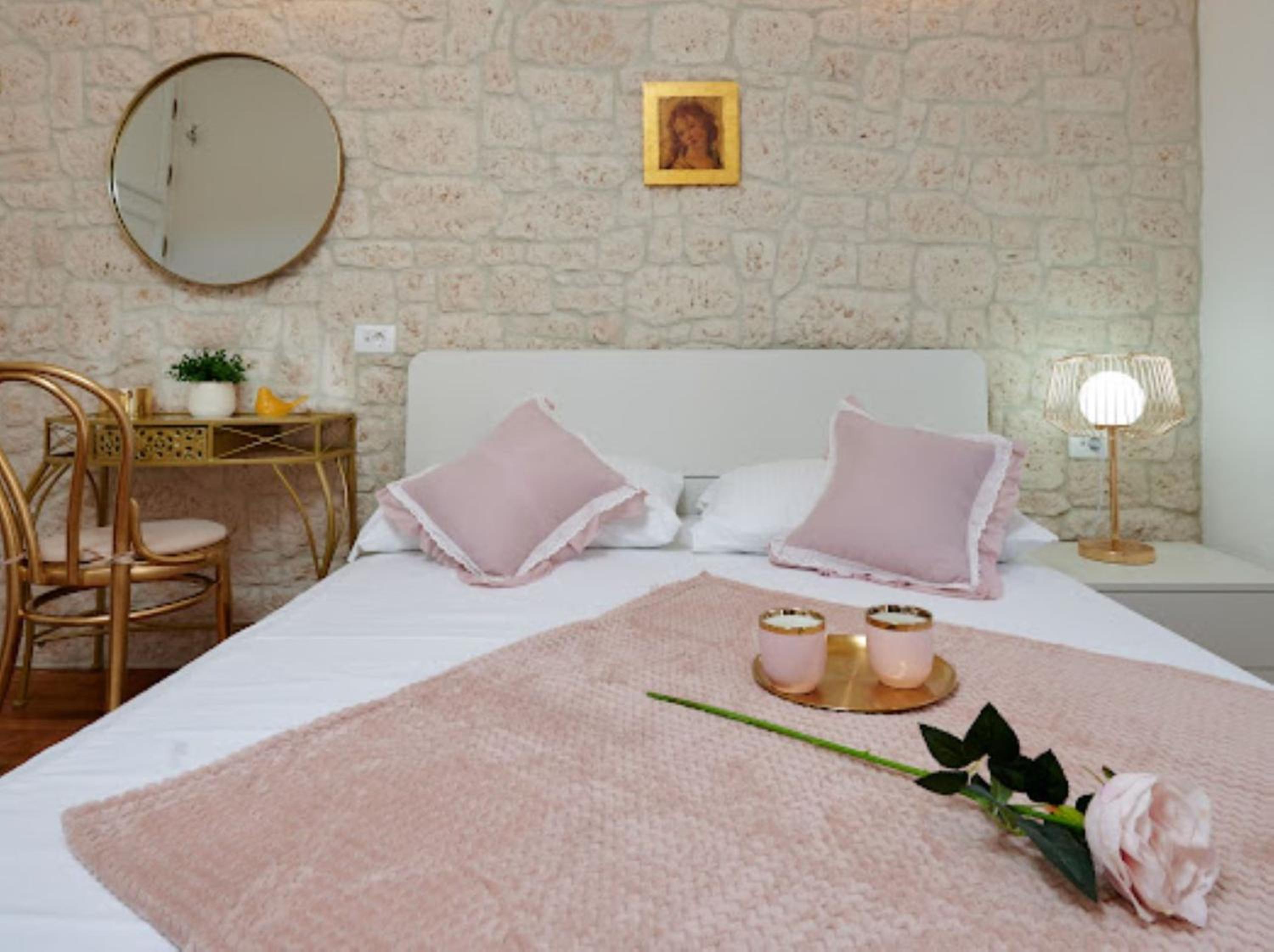 Guesthouse Ana Trogir Old Town
