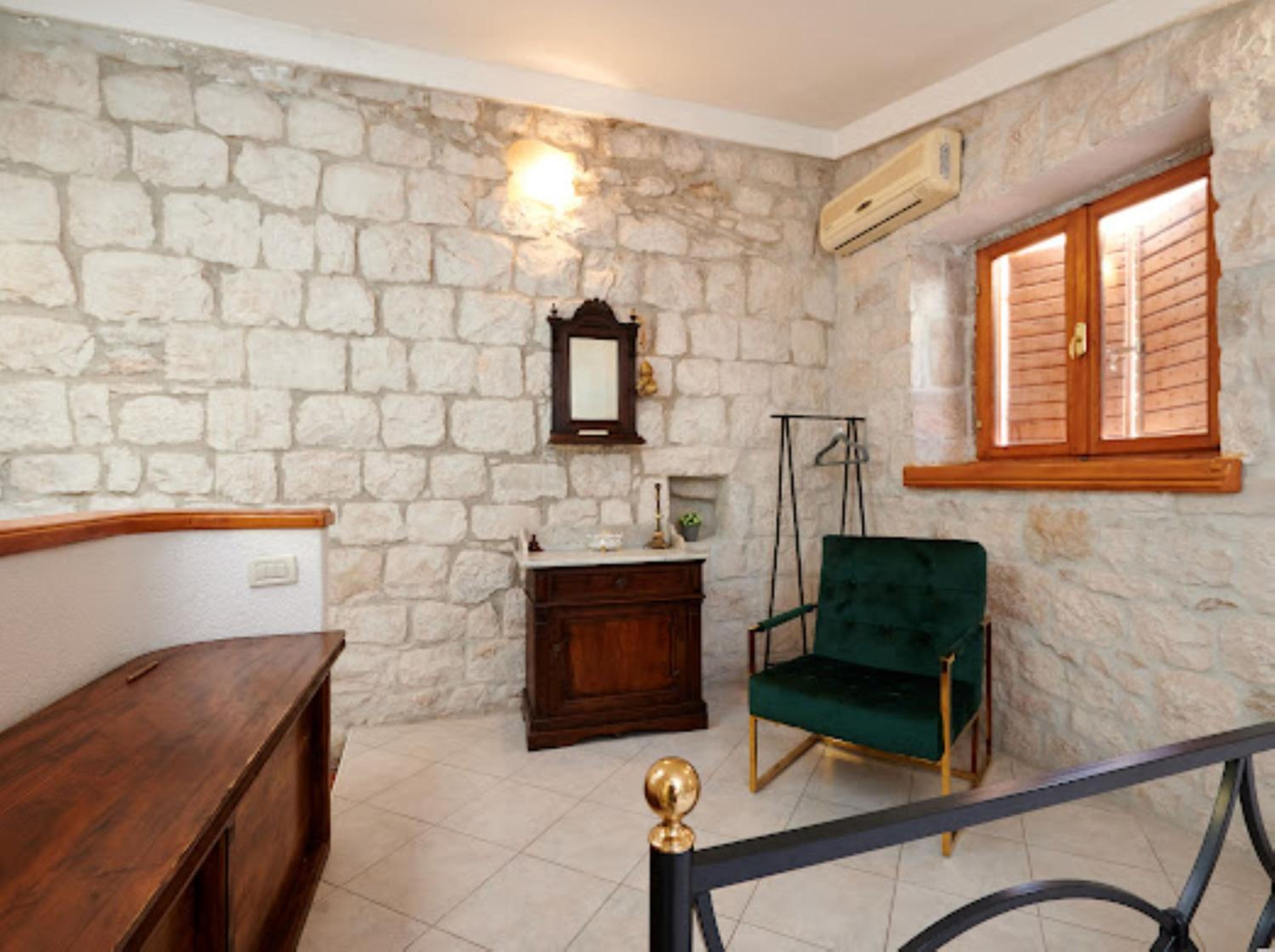 Guesthouse Ana Trogir Old Town