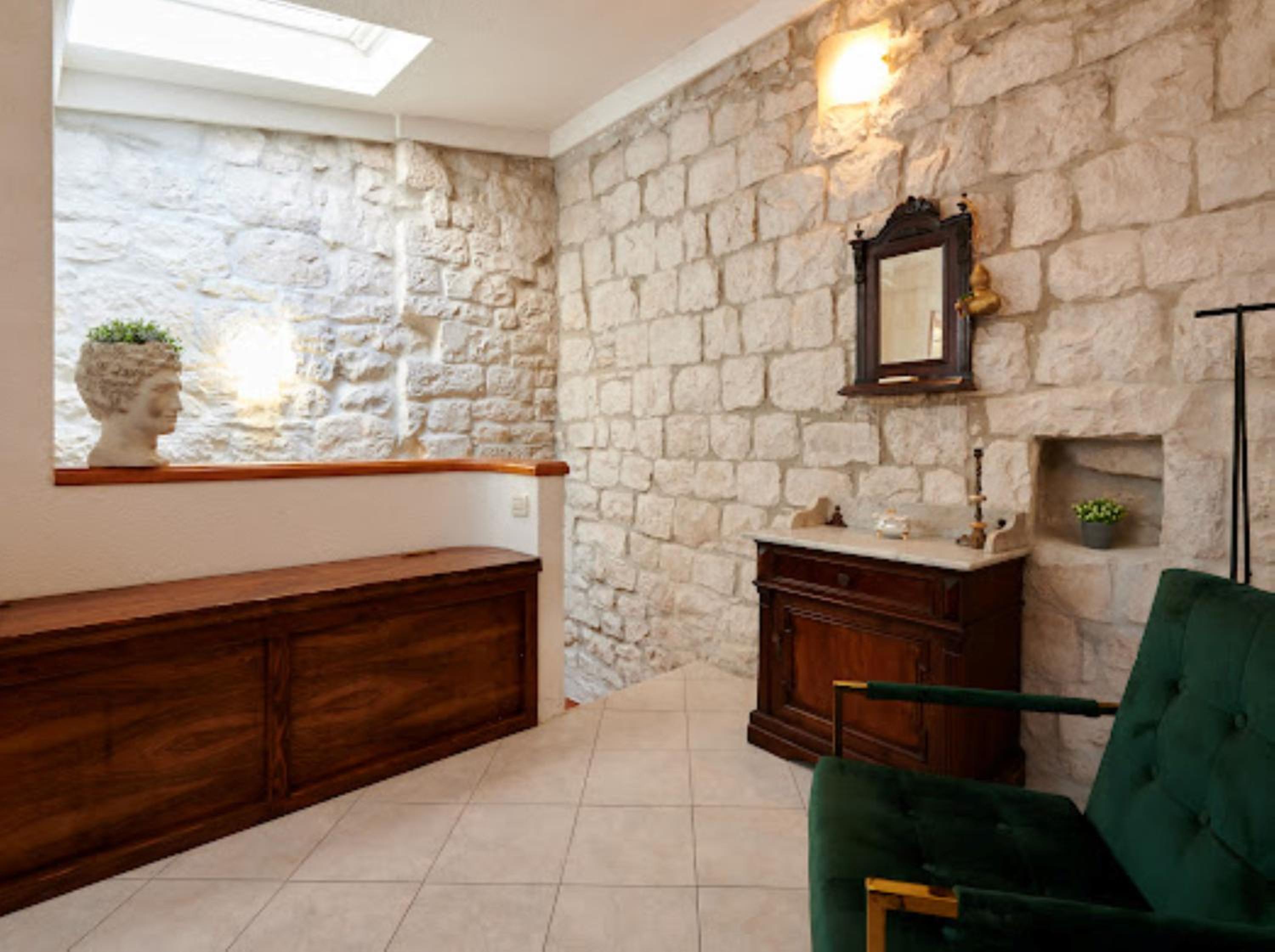 Guesthouse Ana Trogir Old Town