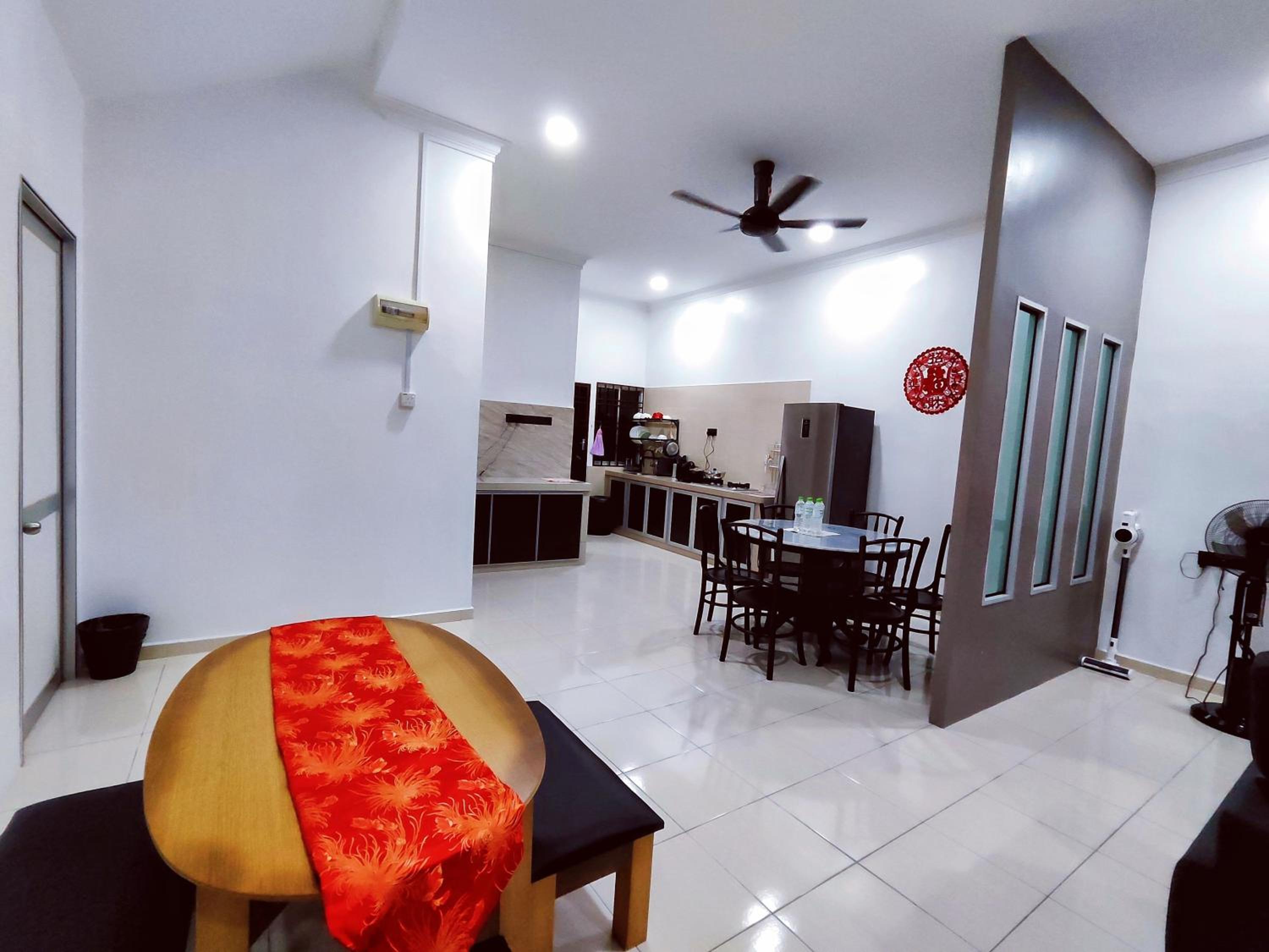 TREX Homestay_Batu Pahat photo 8