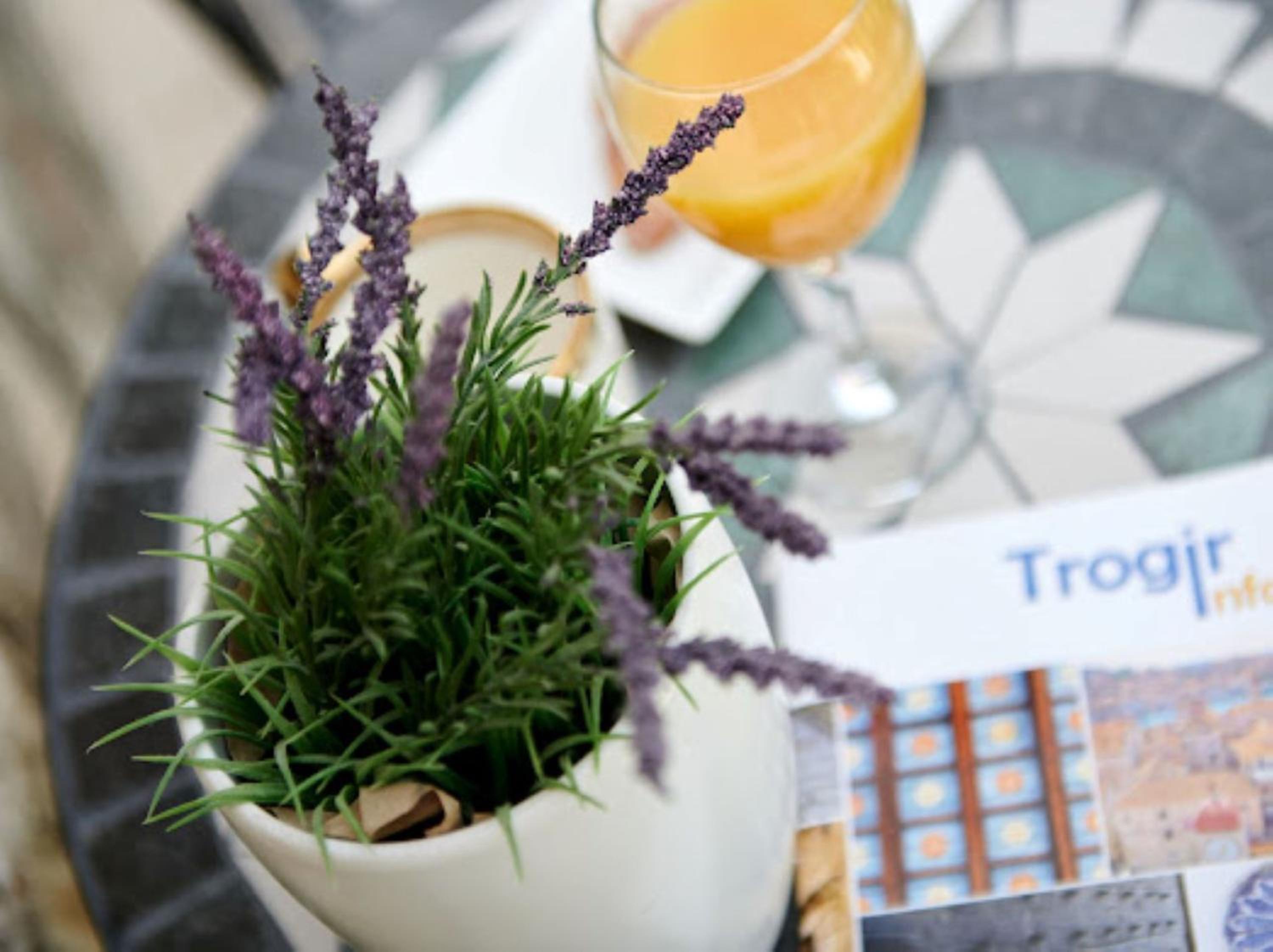 Guesthouse Ana Trogir Old Town