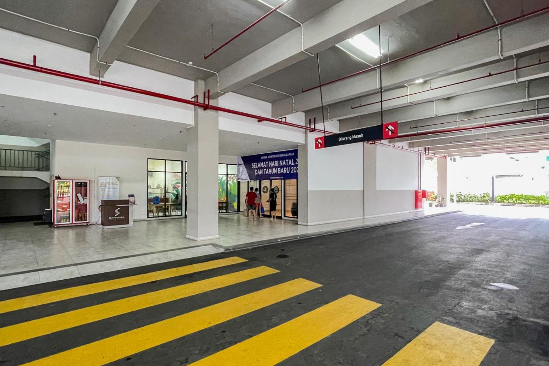 RedLiving Apartemen Sayana - Premium Property view 3