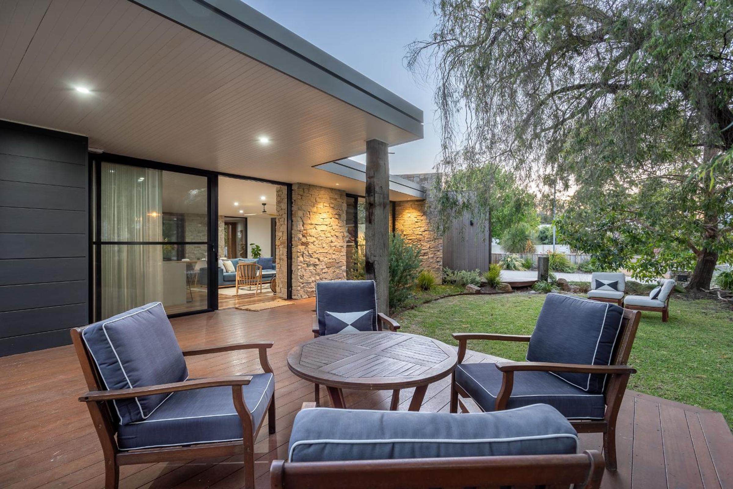 Woody Nook I Private Properties