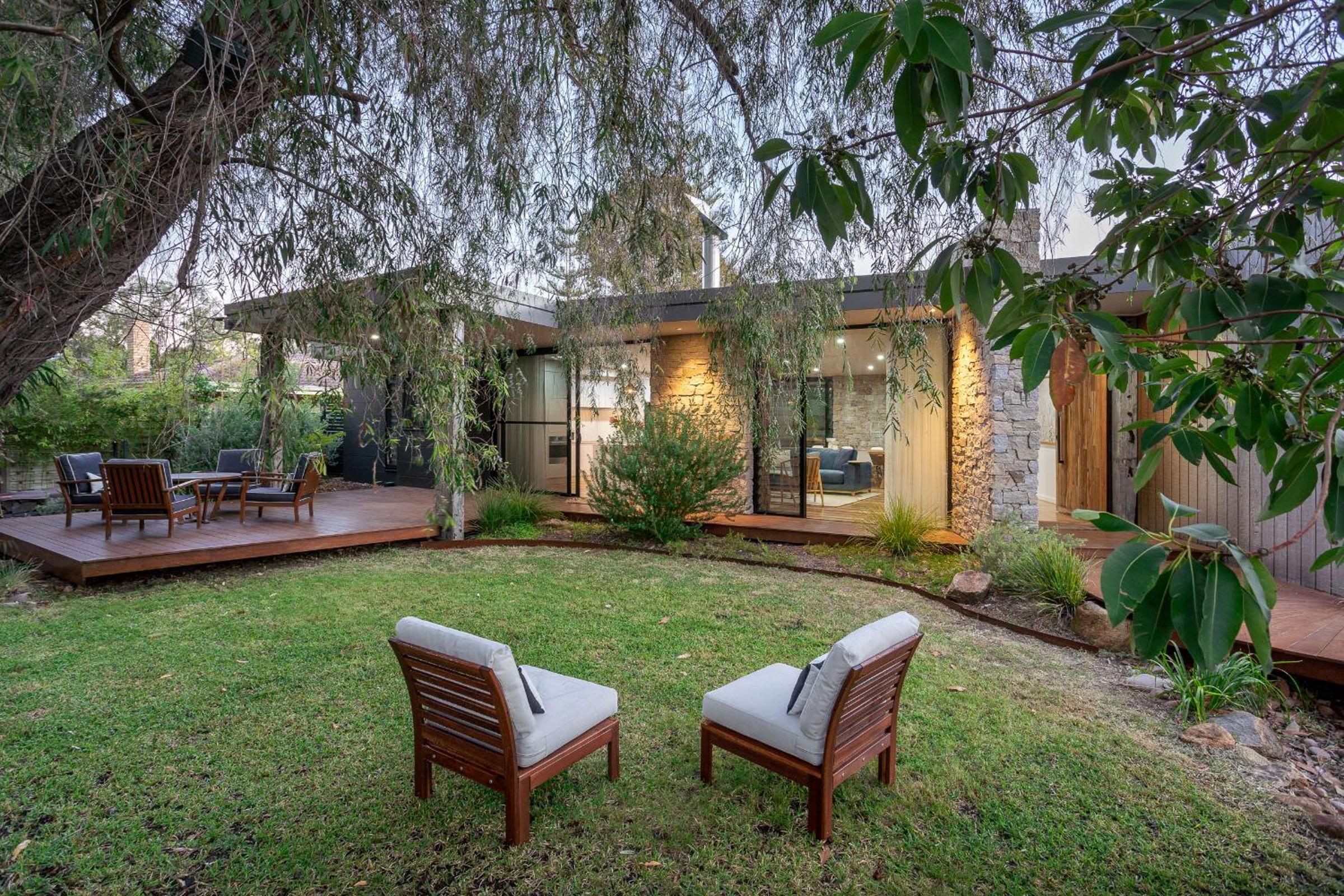 Woody Nook I Private Properties