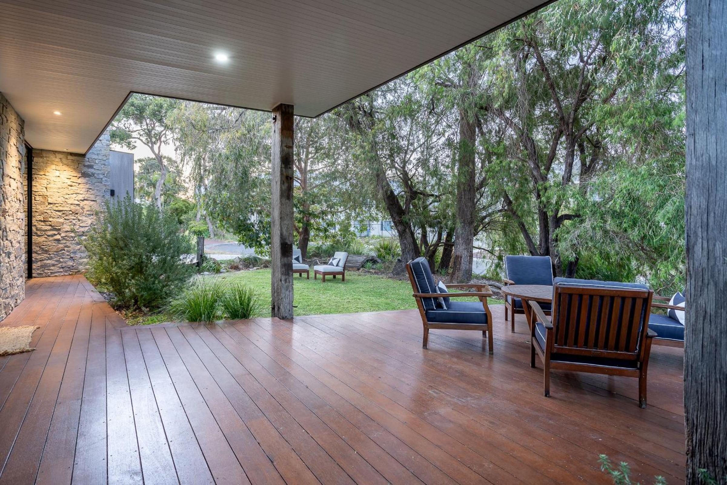 Woody Nook I Private Properties