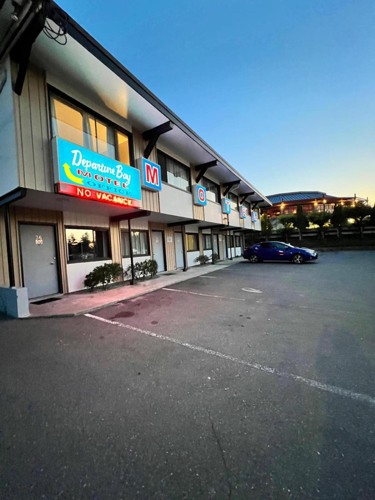 Departure Bay Motel view 3
