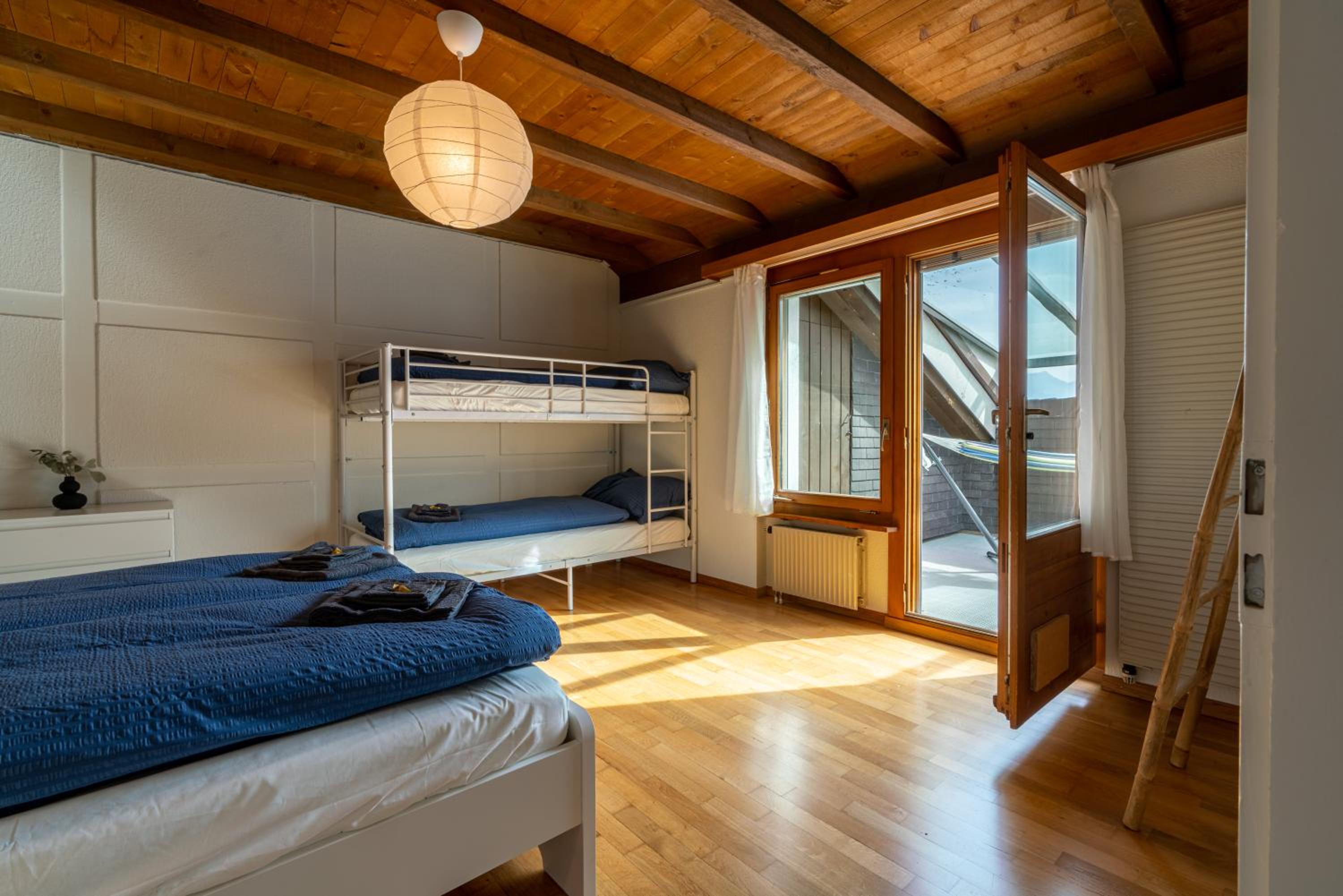 Jungfrau-View Apartment, terrace & free parking