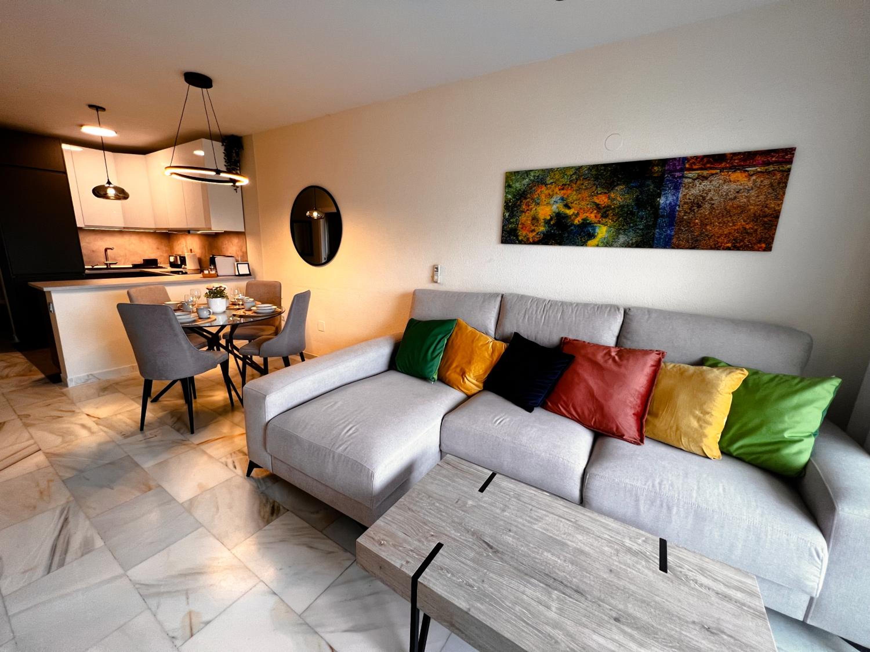 Crown Apartments with Sea View