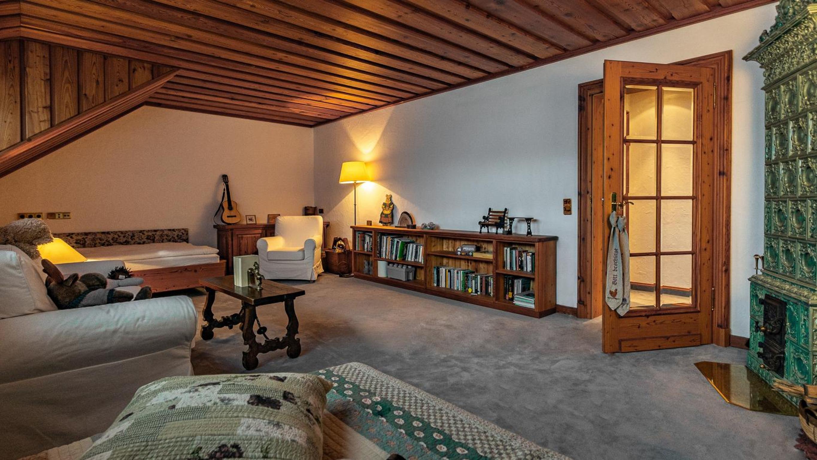 Villa Bostele with Five Bedrooms, Indoor Pool, Two Saunas & Garage