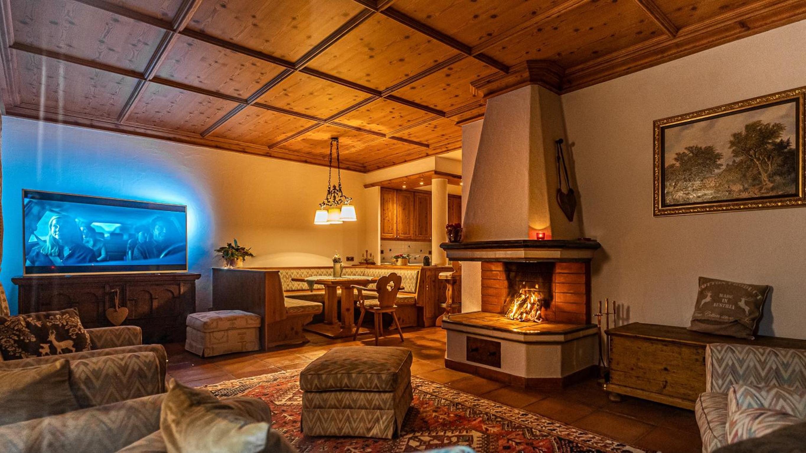 Villa Bostele with Five Bedrooms, Indoor Pool, Two Saunas & Garage