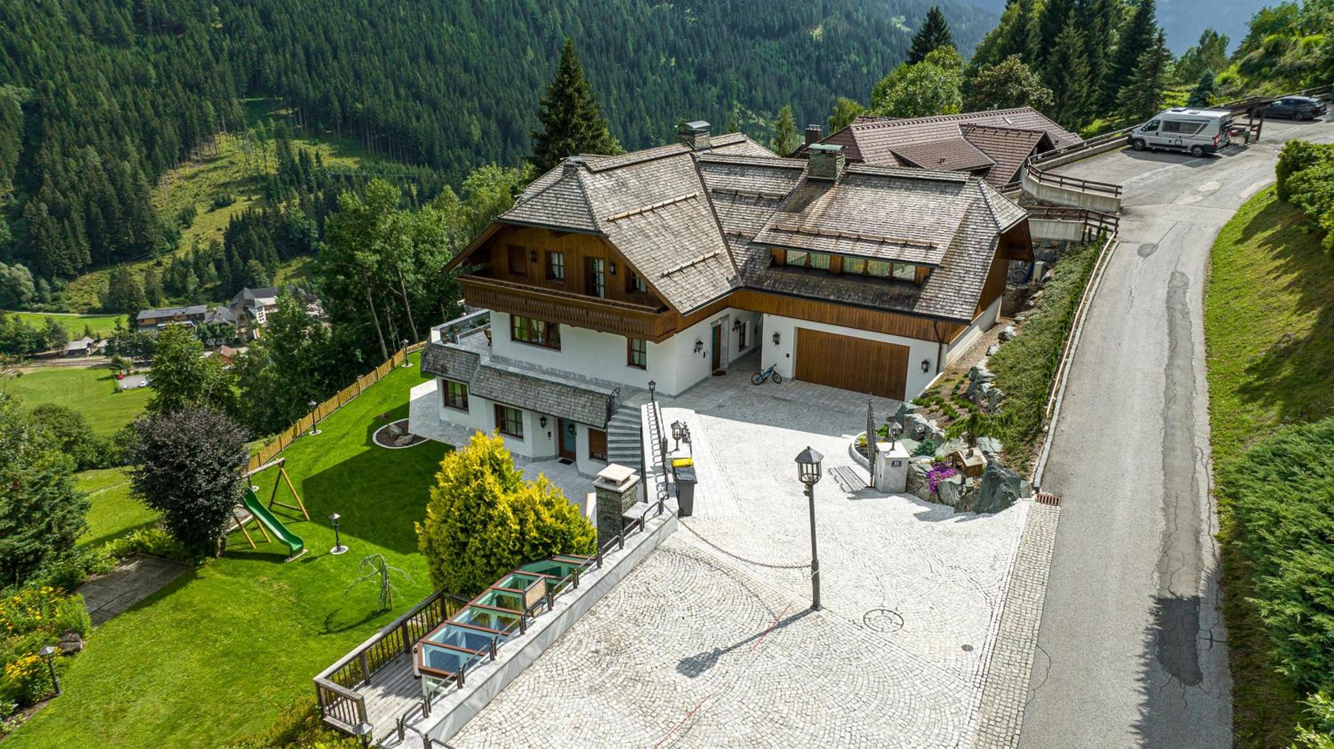 Villa Bostele with Five Bedrooms, Indoor Pool, Two Saunas & Garage