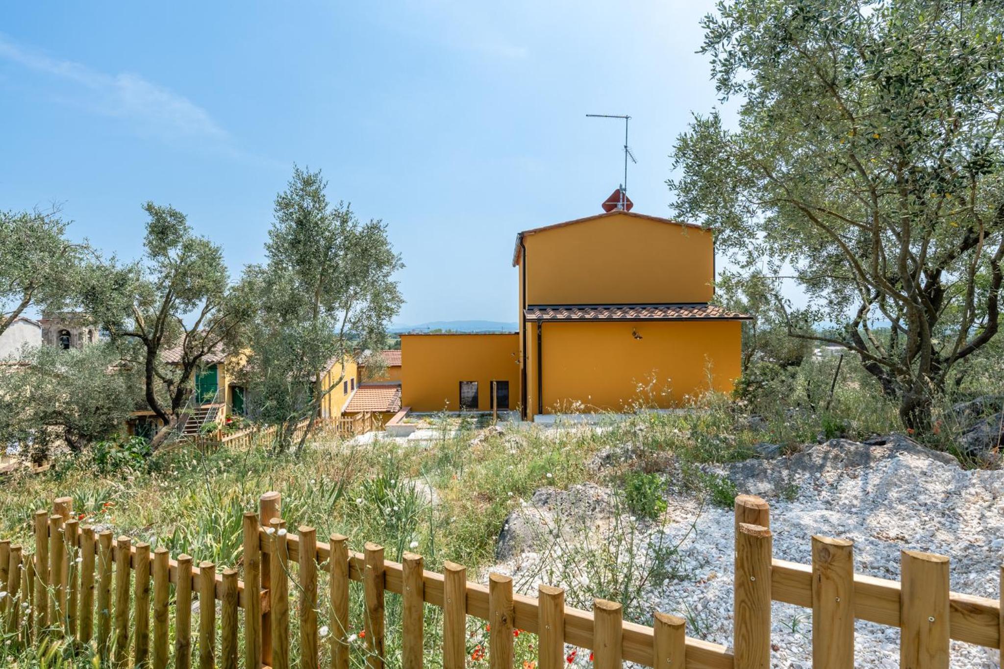 Casale Pisano view 5