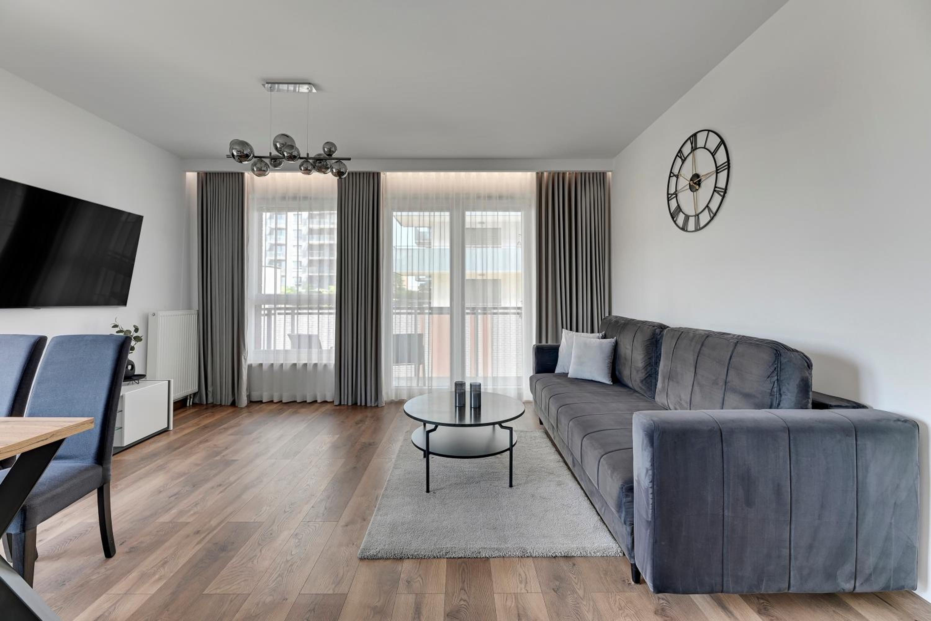 Bastion Wałowa City Center & Parking by Downtown Apartments