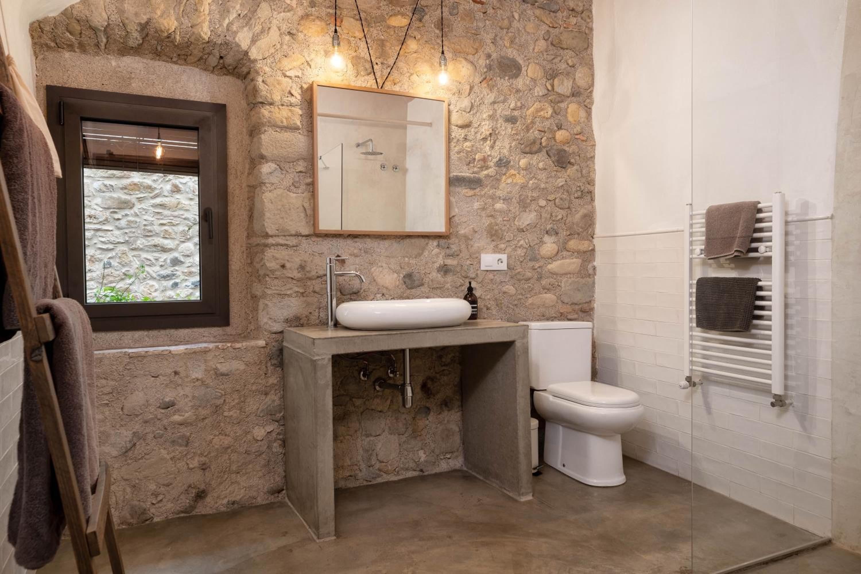 Flateli Corçà Townhouse
