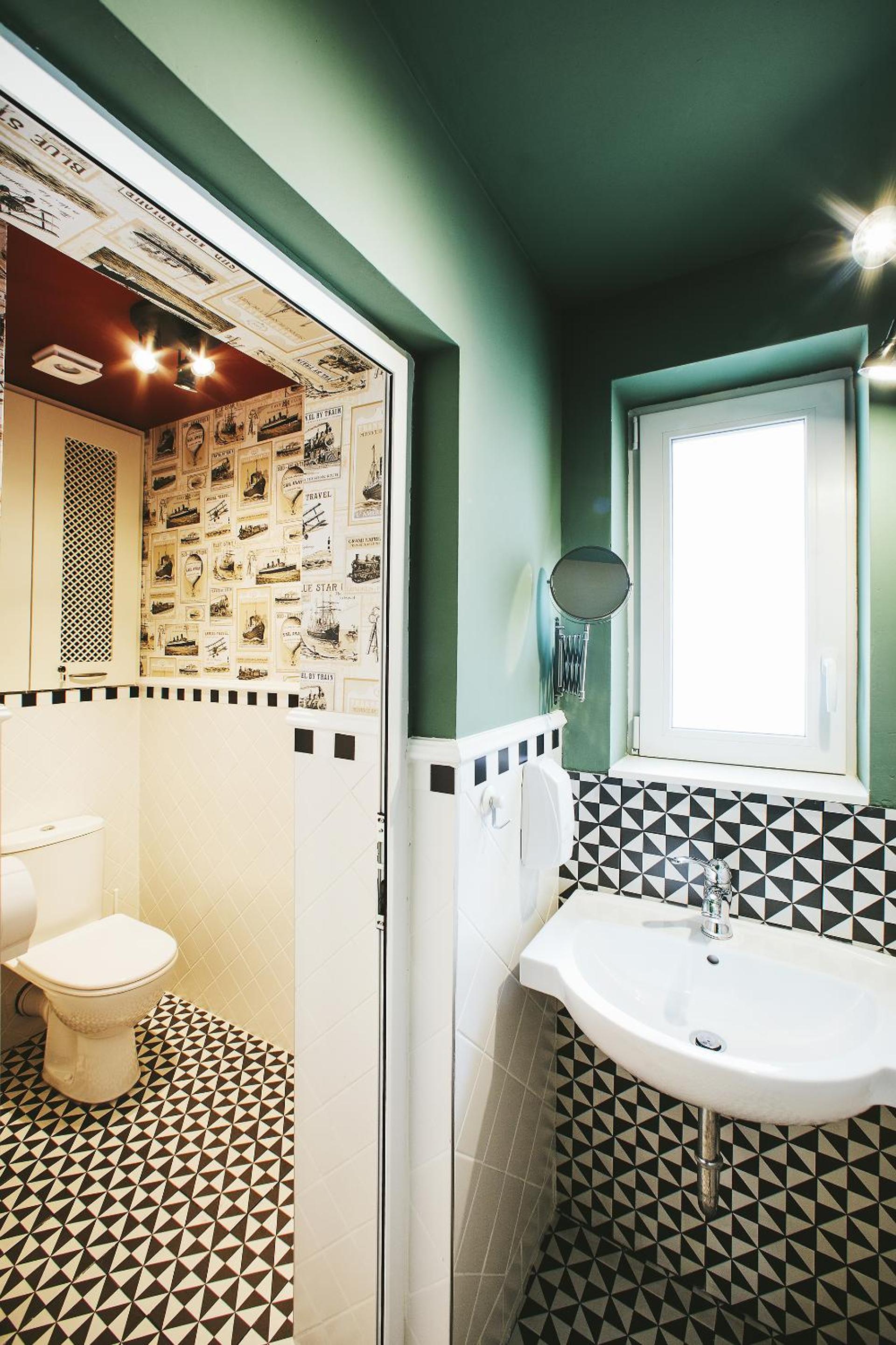 5 Vintage Guest House