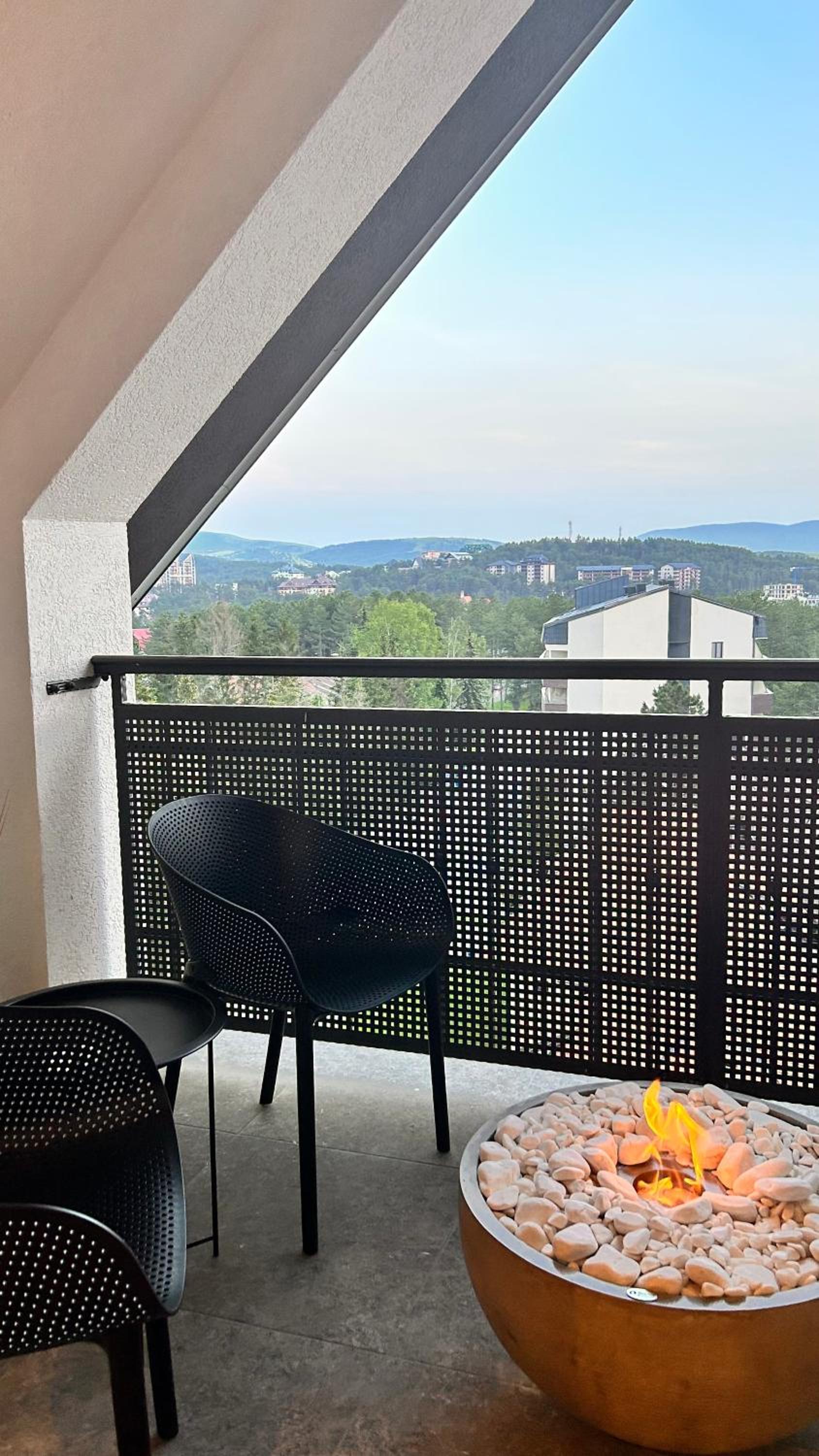 Luna penthouse
