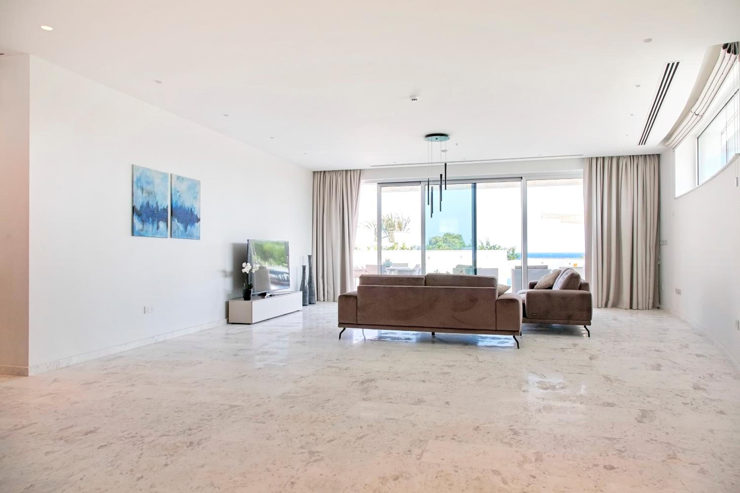 Sea Pearl Luxury Beachfront Villas