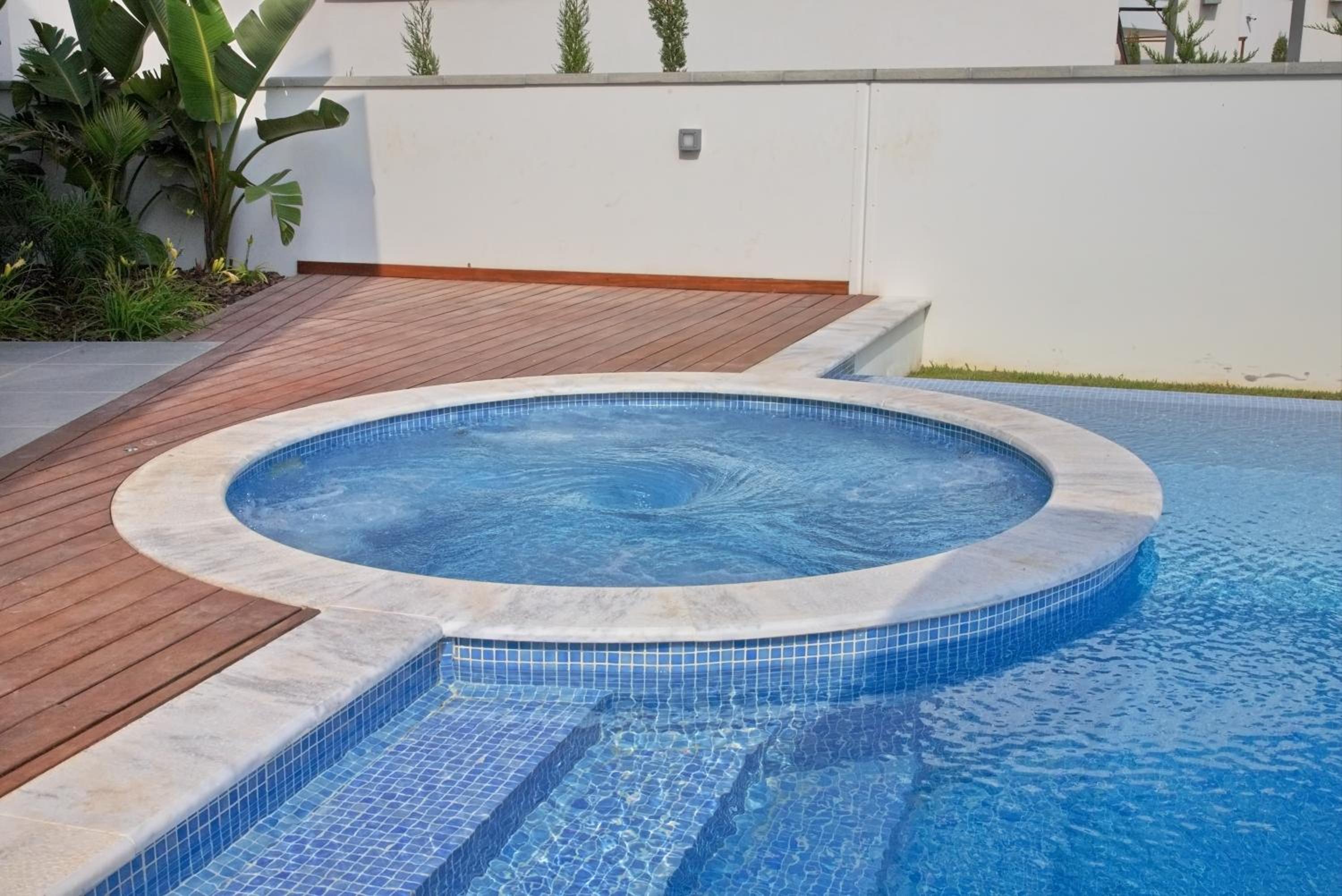 Sea Pearl Luxury Beachfront Villas