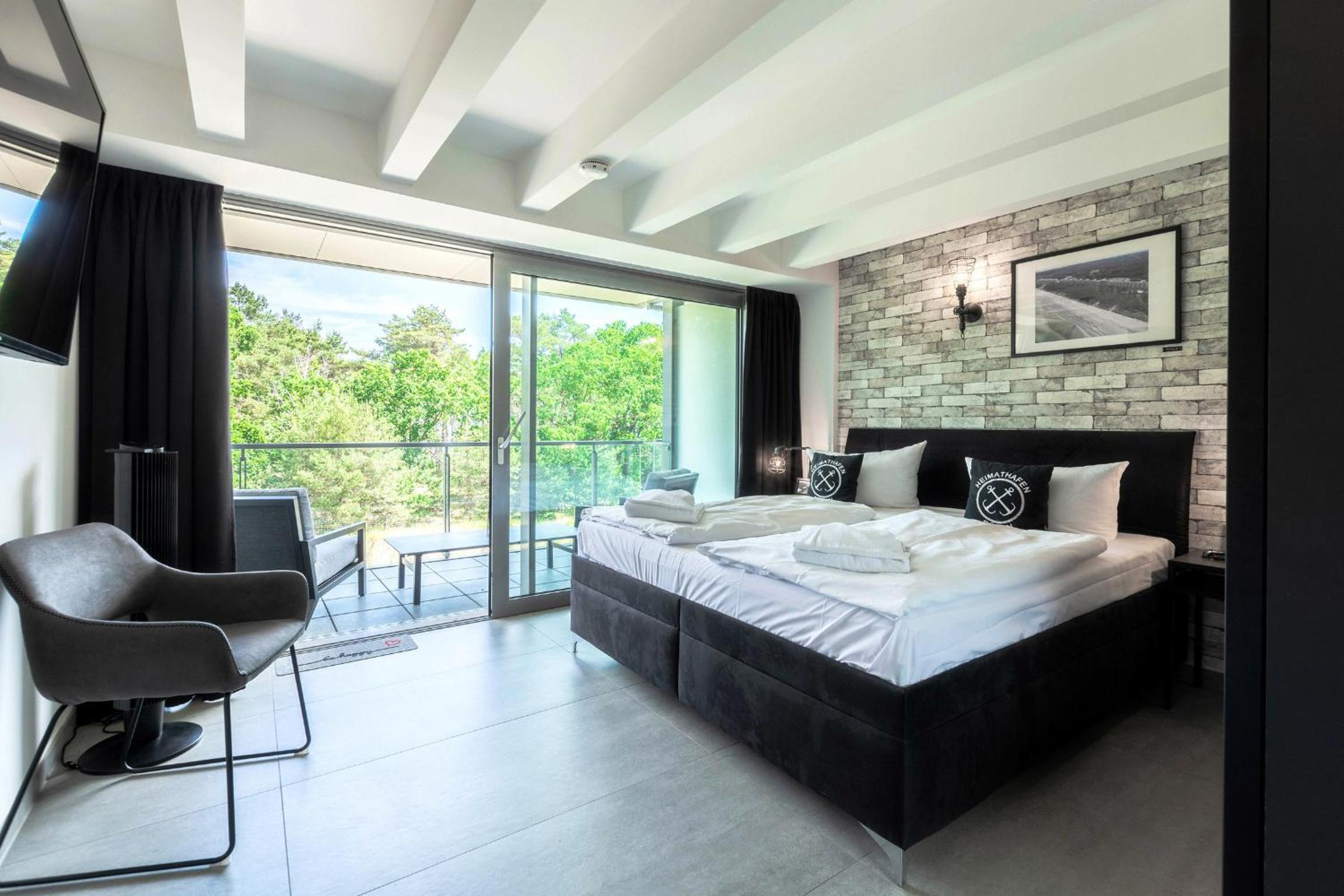 Loft Lori view 3
