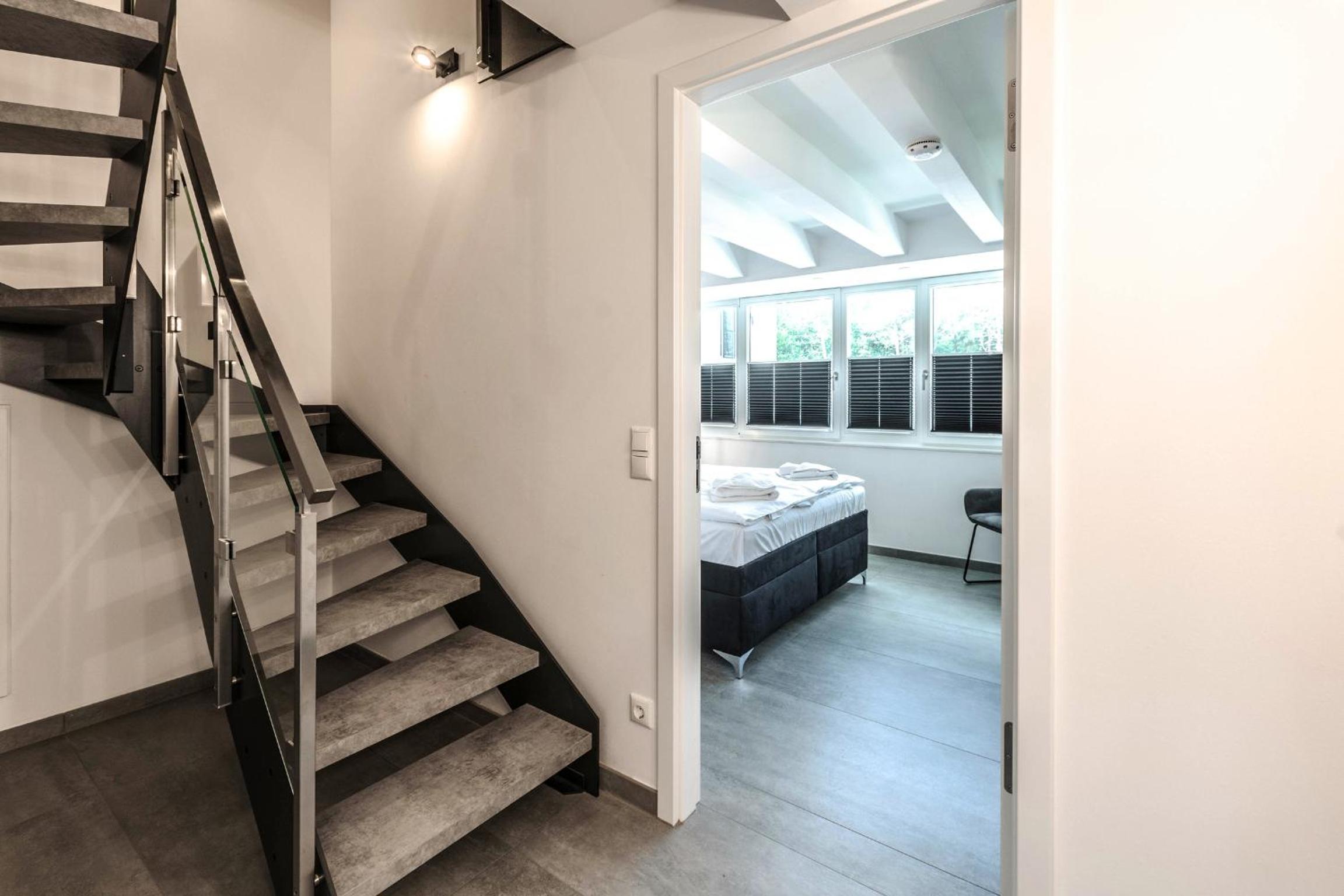 Loft Lori view 5