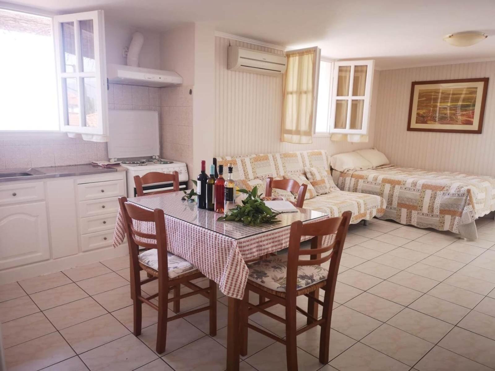 Apartments Jasu