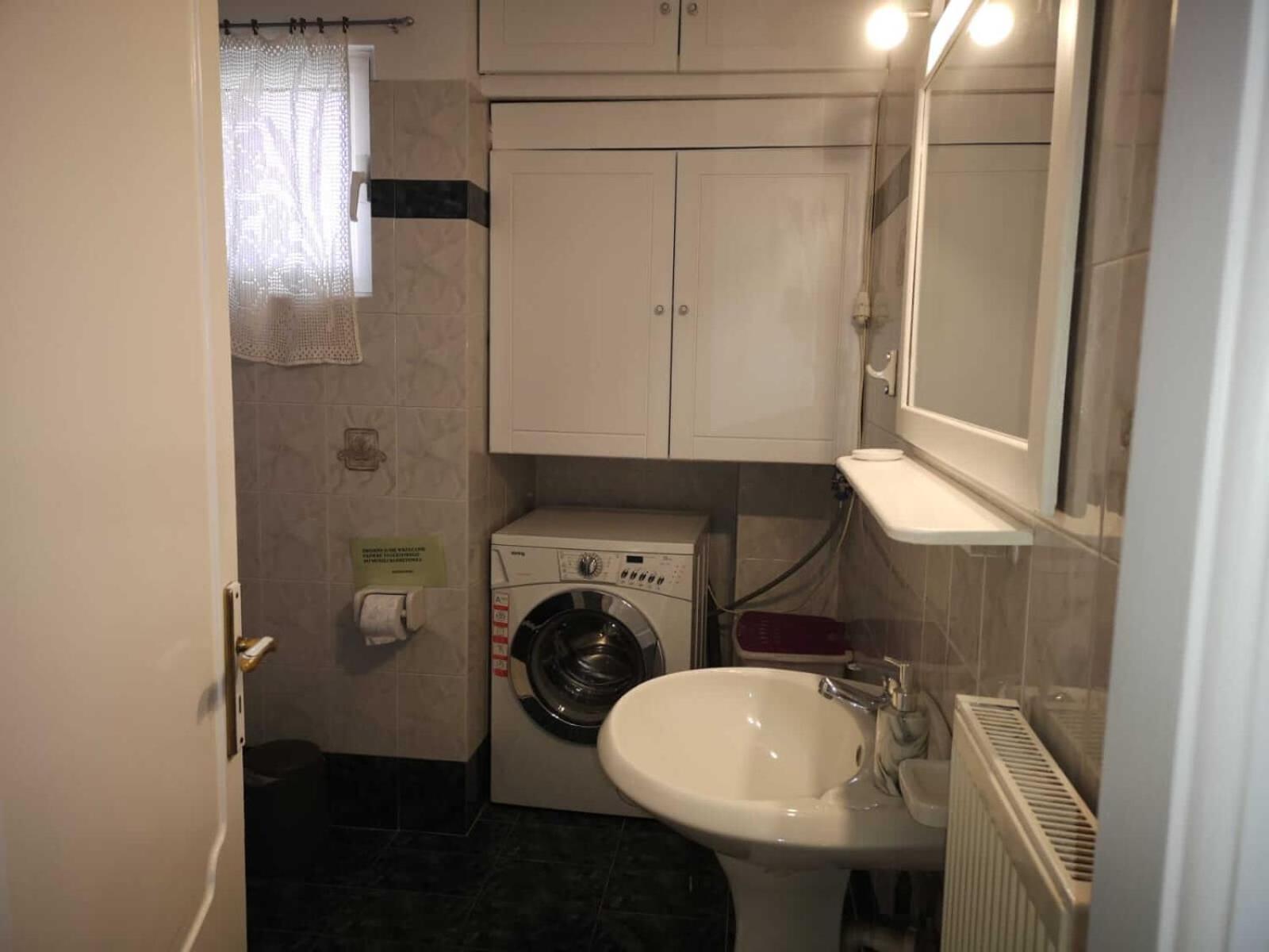Apartments Jasu
