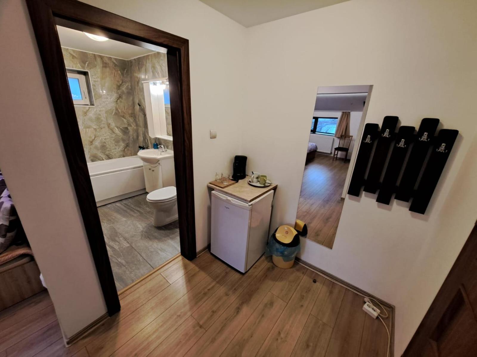 Apartment Cozia