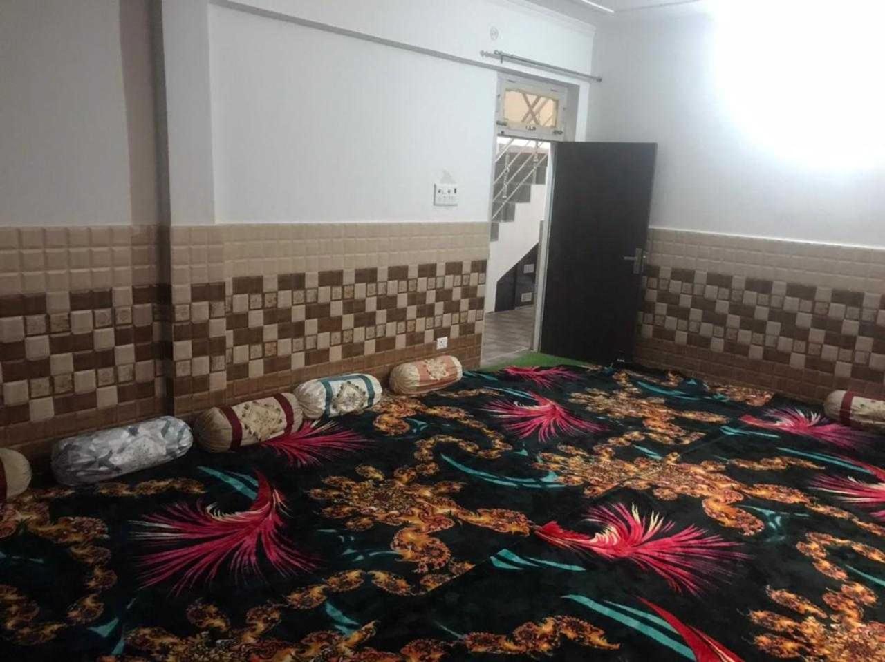 Hotel O POP Ain Ul Noor Homestay