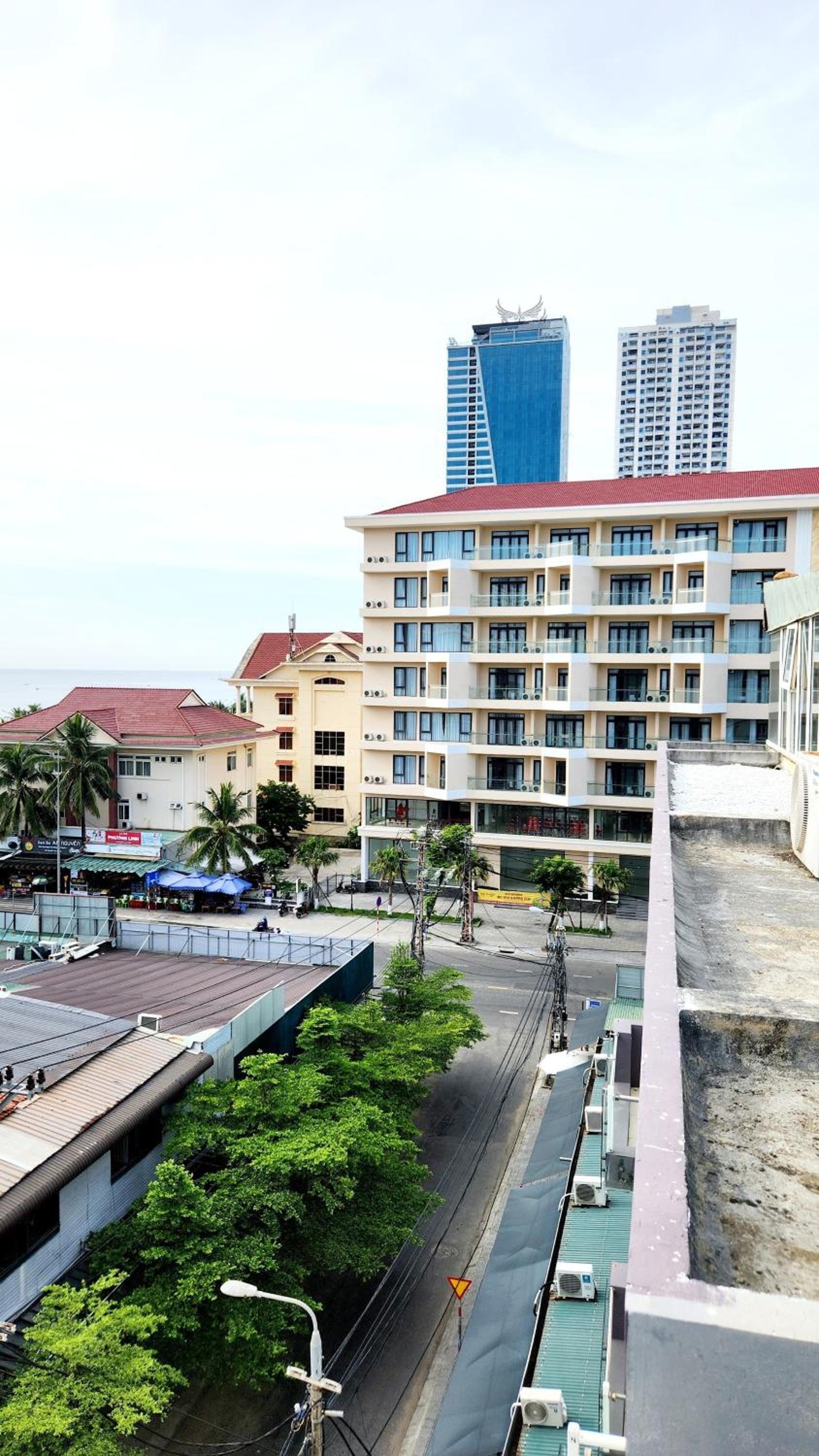 Gold Hotel And Apartment Da Nang