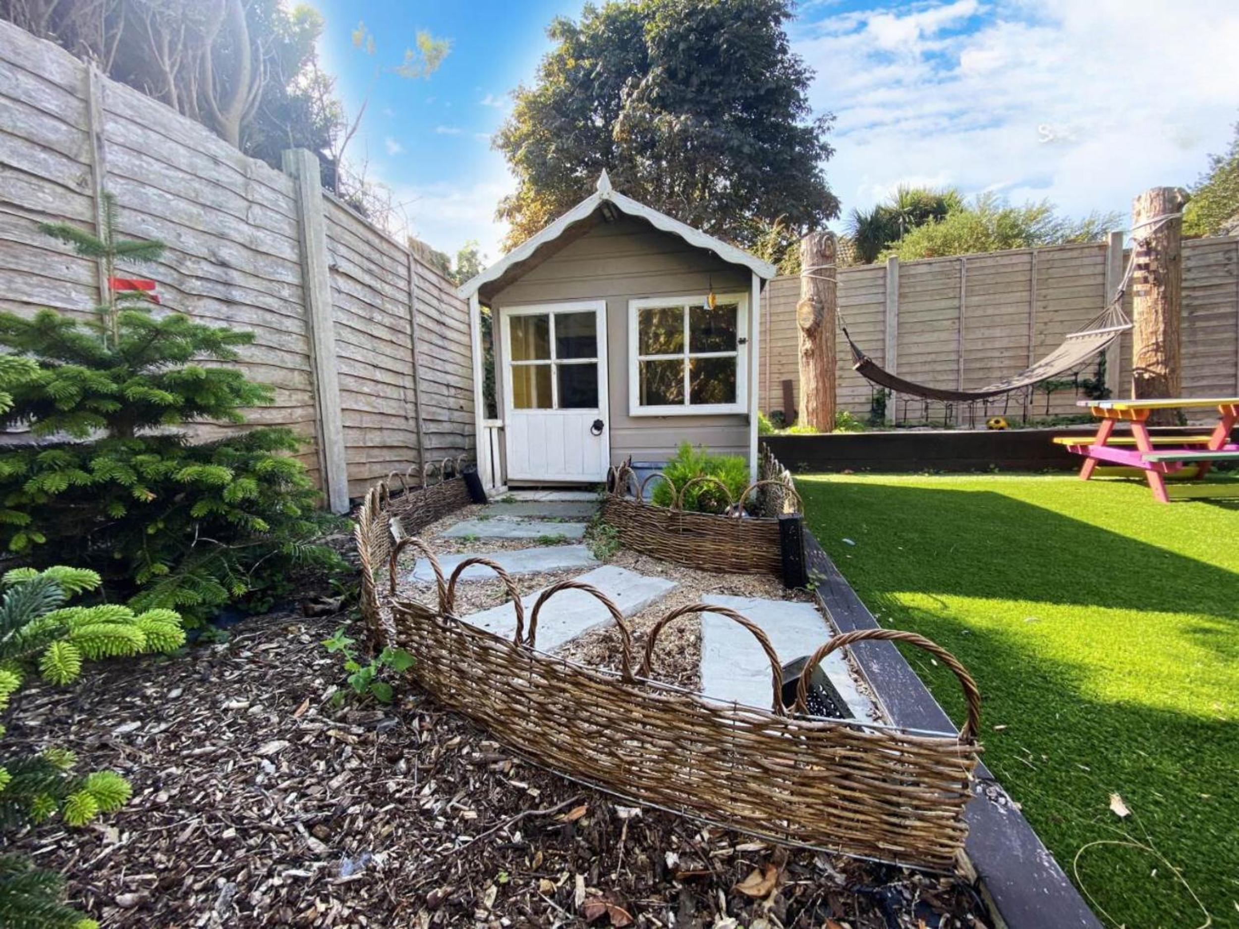 Four Bedroom Family Abode with Hot Tub, Garden and BBQ view 3