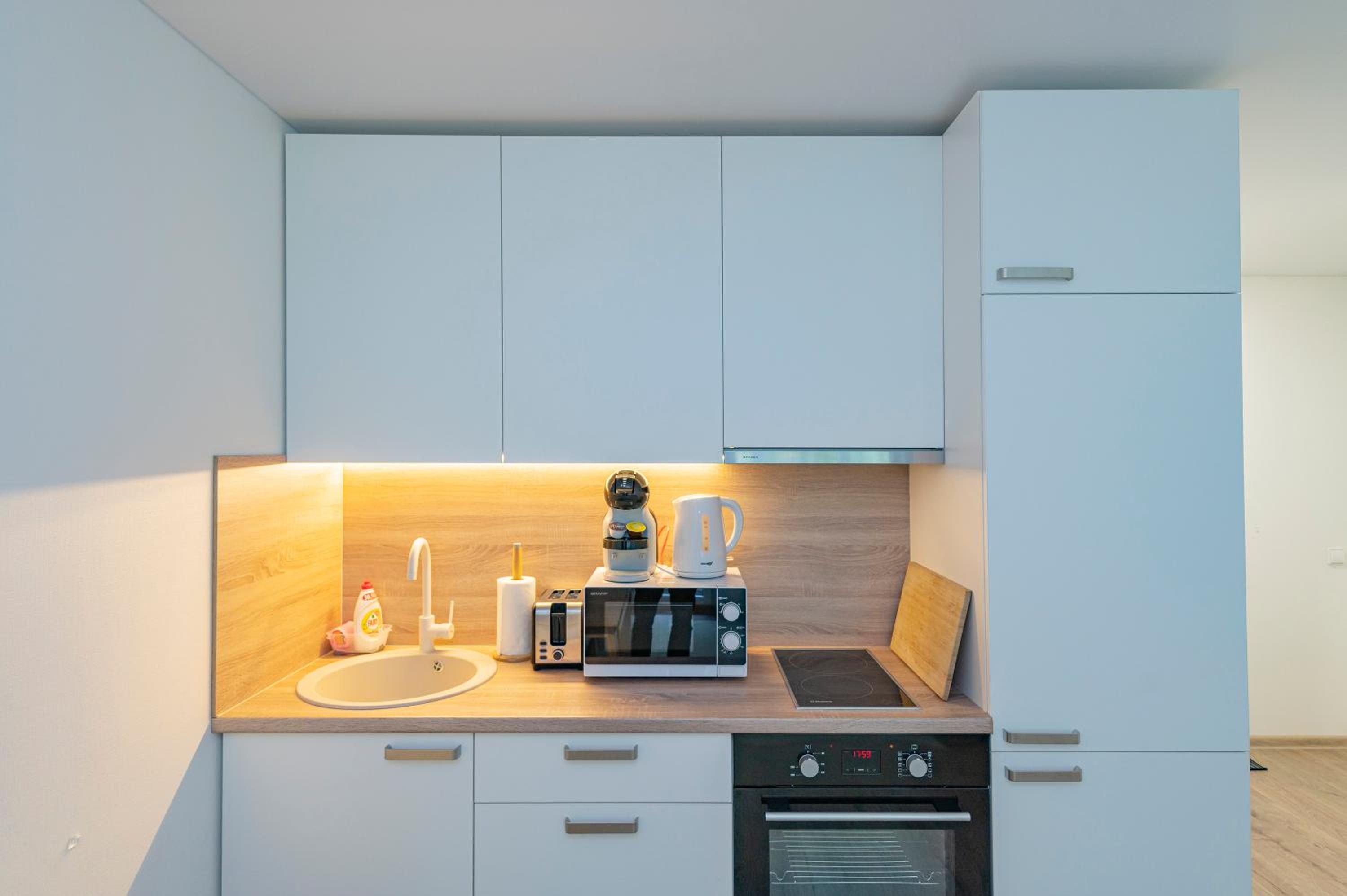 Convenient apartment with balcony by Polo Apartments view 3