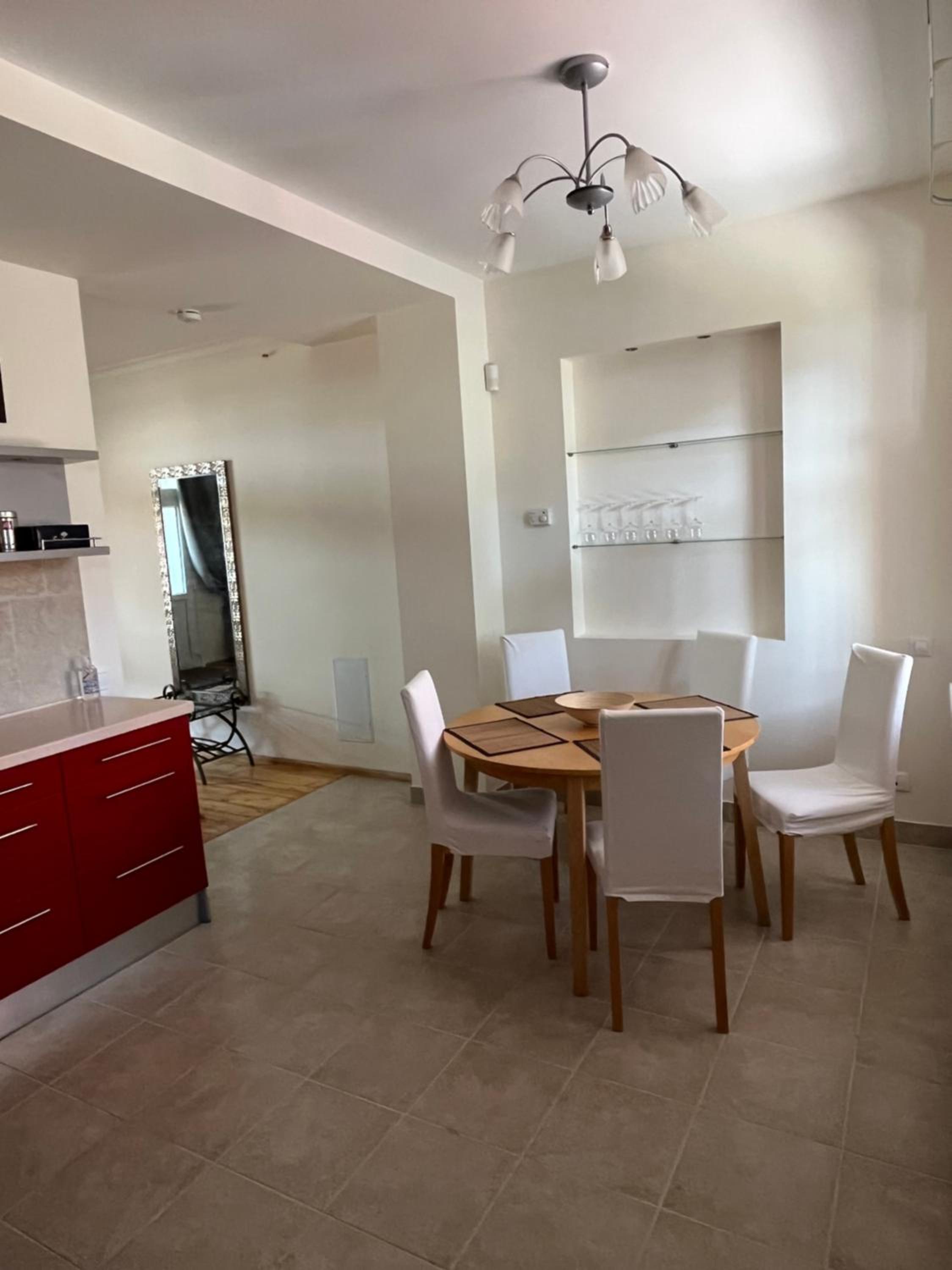 Vellior Residence