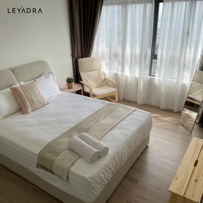 Sunway Gandaria 3BR Full AC w/ Pool Wi-Fi Netflix photo 1