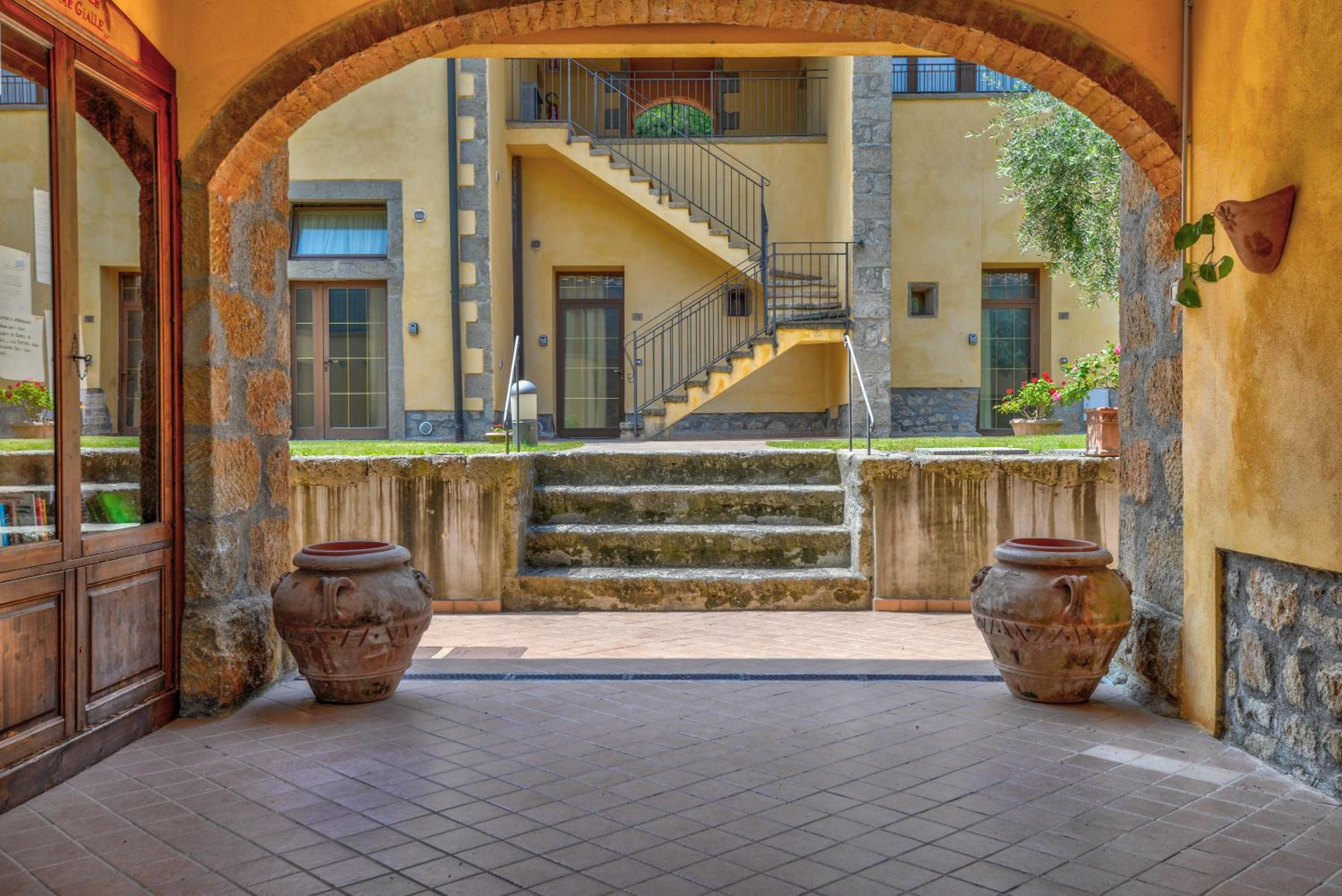 12 Amiata Mountain Charm Pool, Fast Wi-Fi, Free Parking view 3