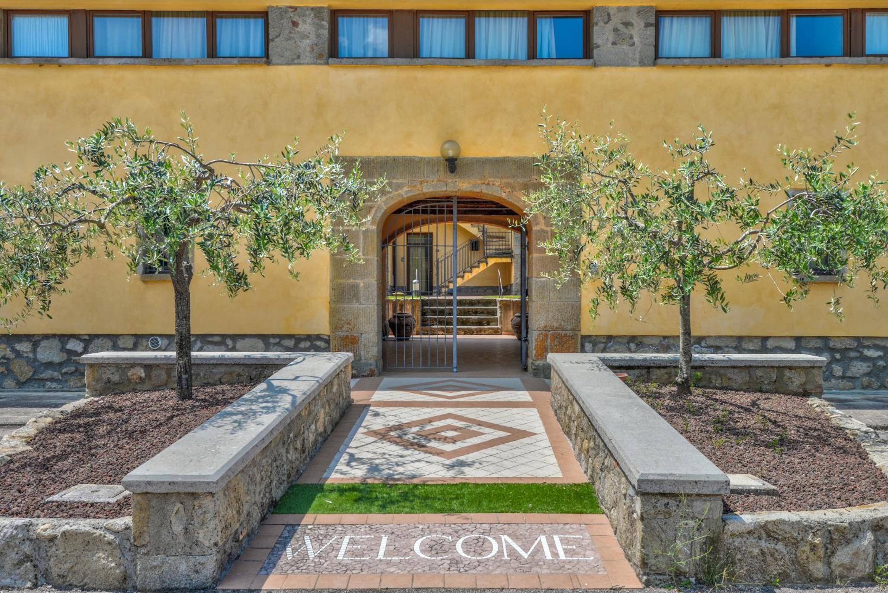 12 Amiata Mountain Charm Pool, Fast Wi-Fi, Free Parking view 2