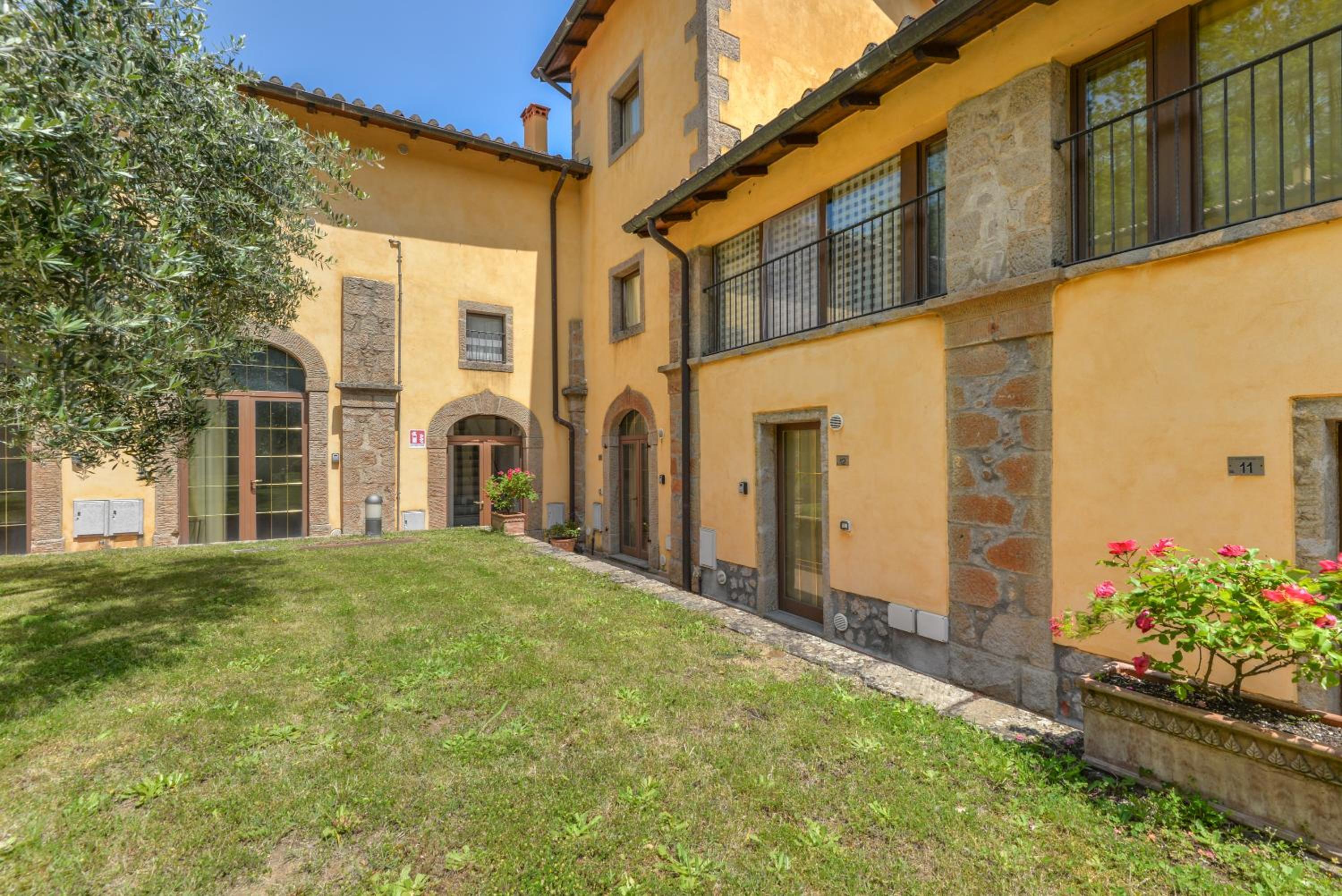 12 Amiata Mountain Charm Pool, Fast Wi-Fi, Free Parking view 4