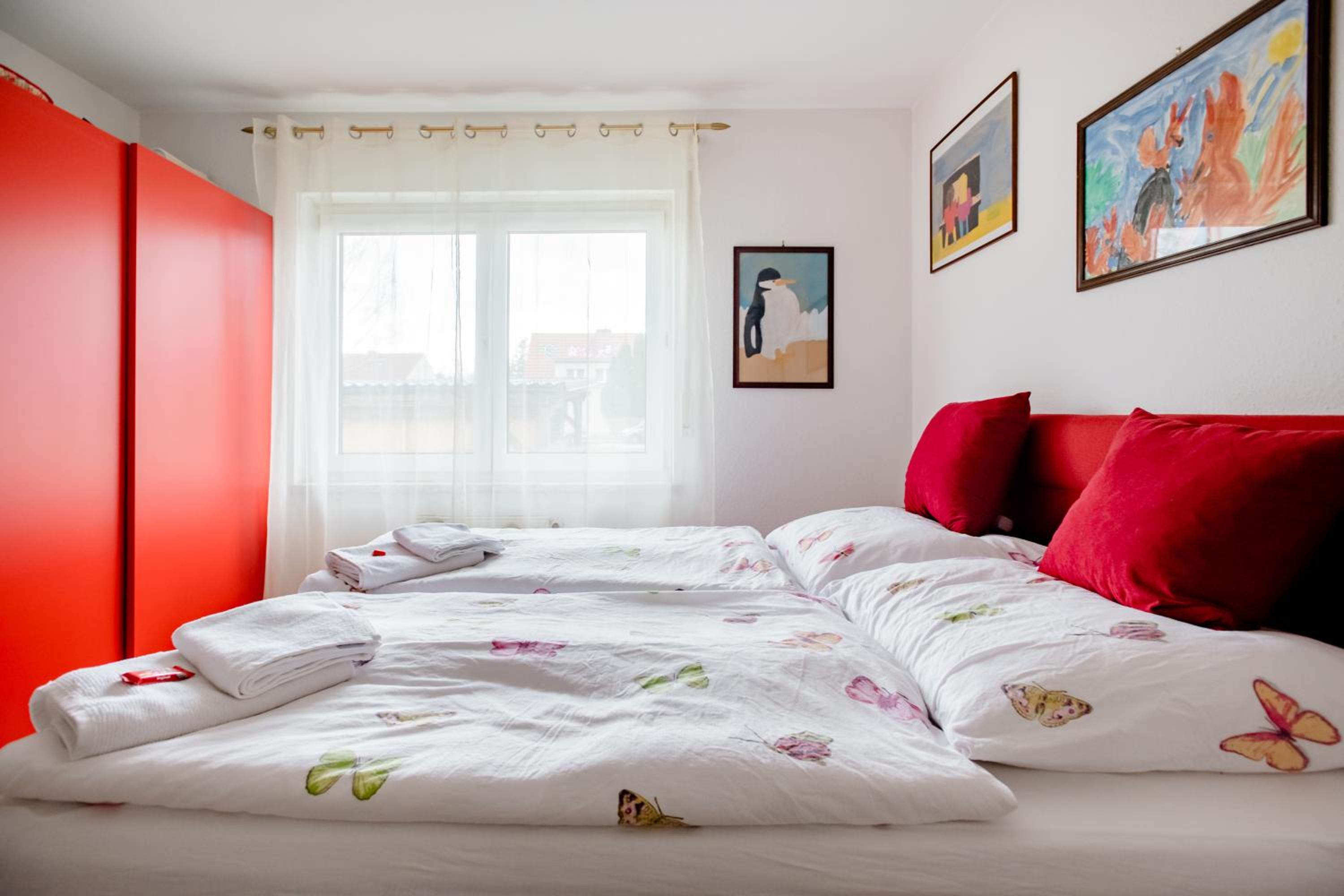Ruhige Zimmer im Grünen