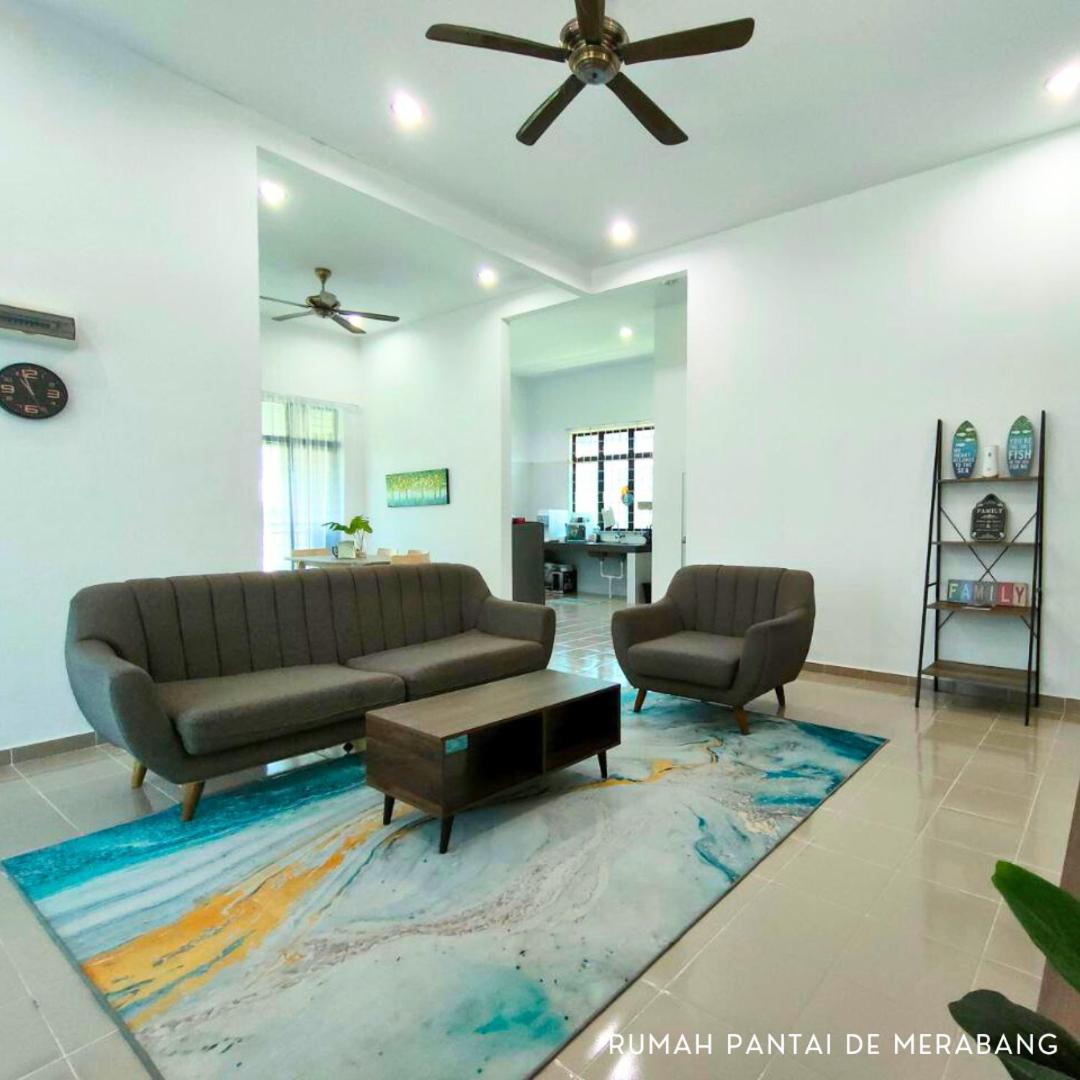 Rumah Pantai de Merabang (bungalow with pool) photo 8