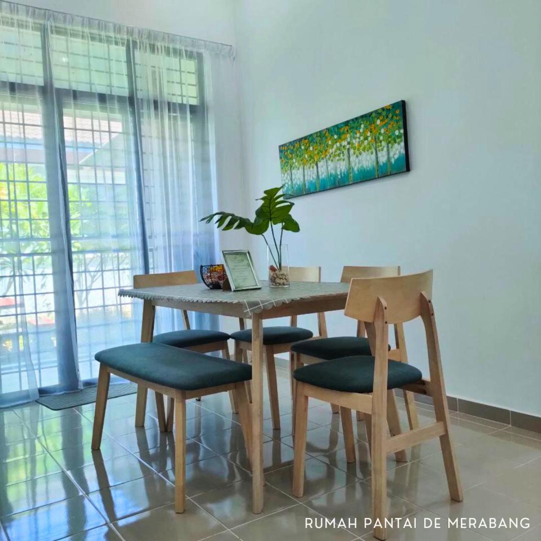 Rumah Pantai de Merabang (bungalow with pool) photo 5