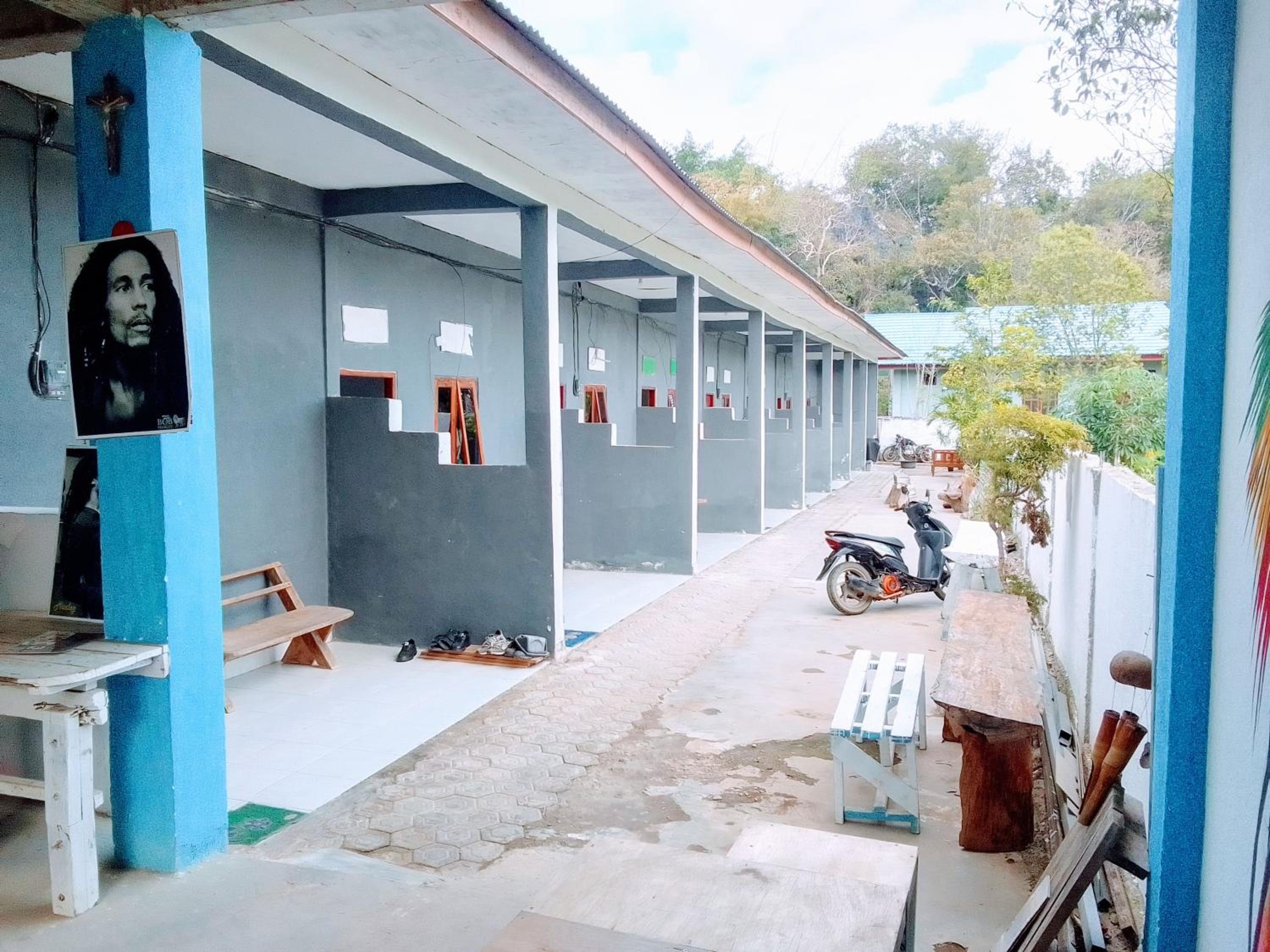 Flores One Love Homestay & KOMODO TRIP LABUAN BAJO view 5
