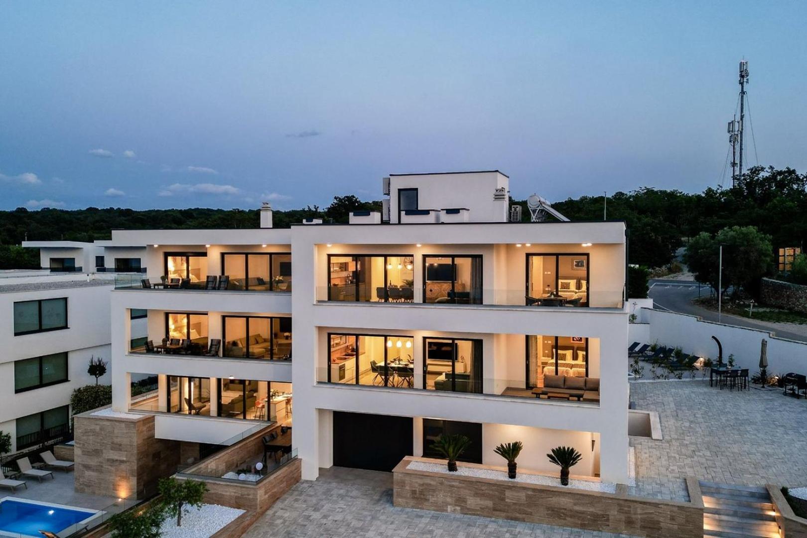 Apartments Lena