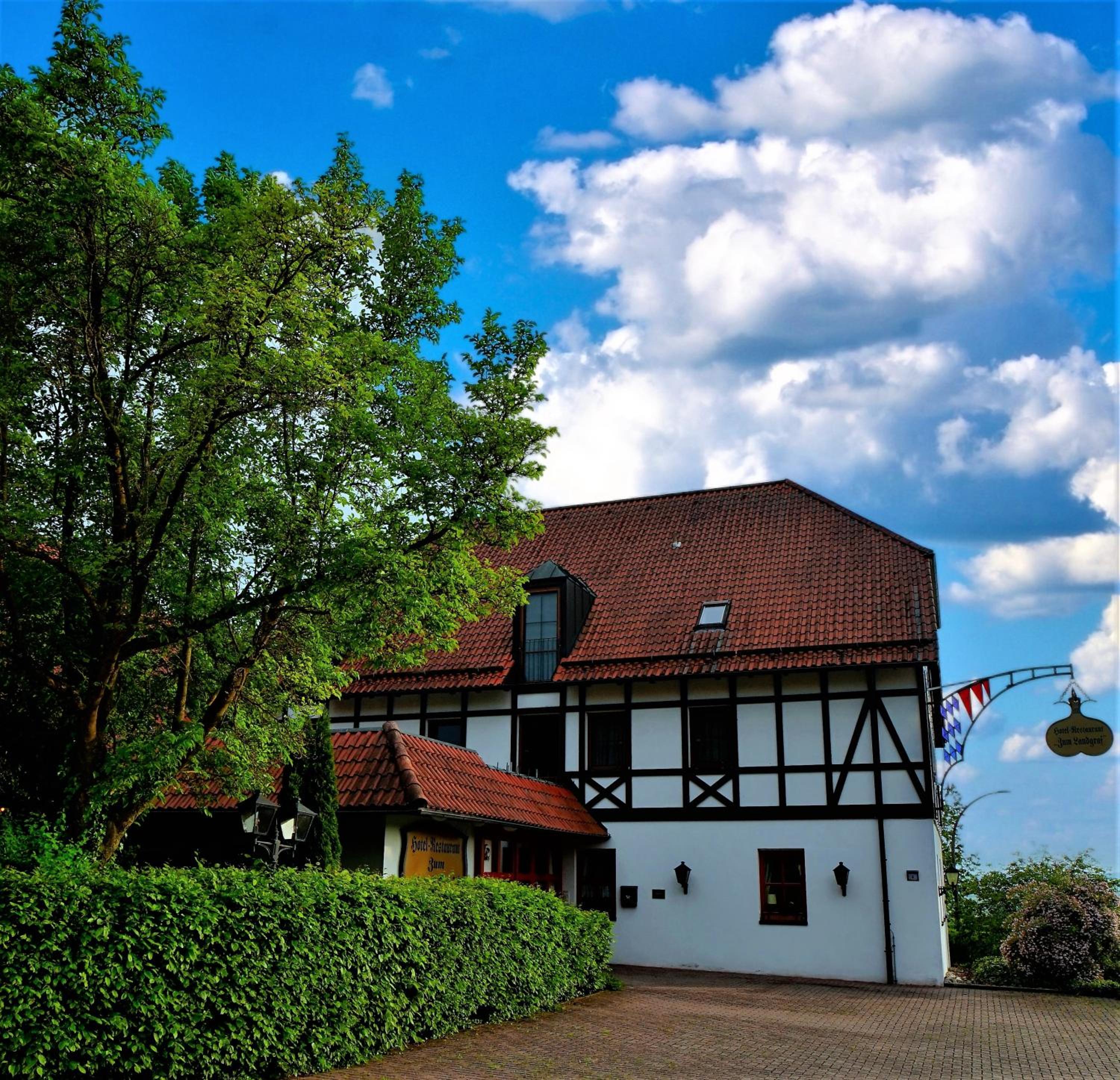 Hotel-Restaurant Zum Landgraf - Henry Merz