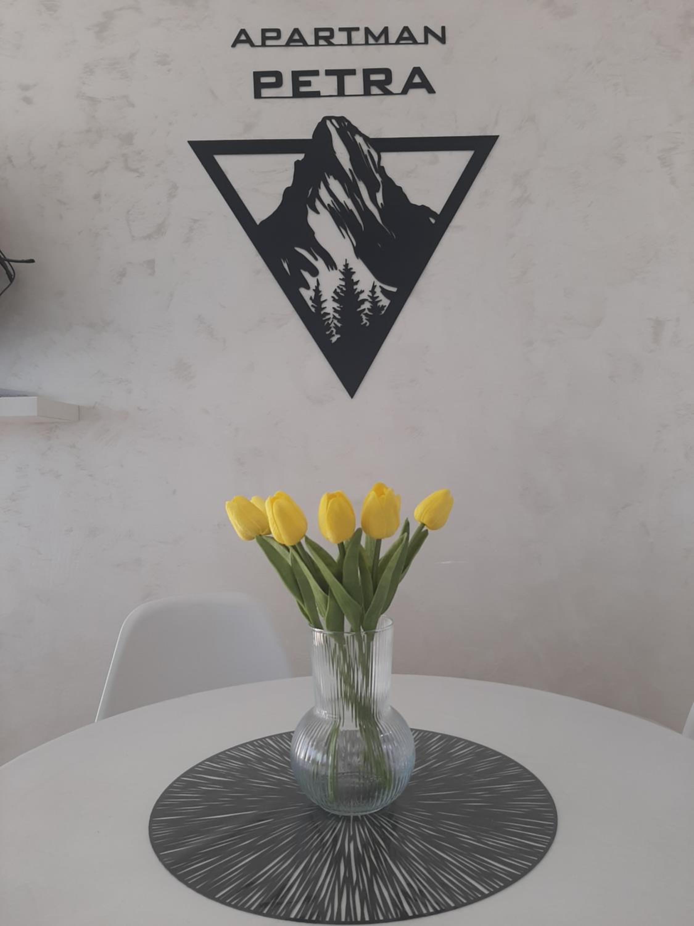 Apartment Petra