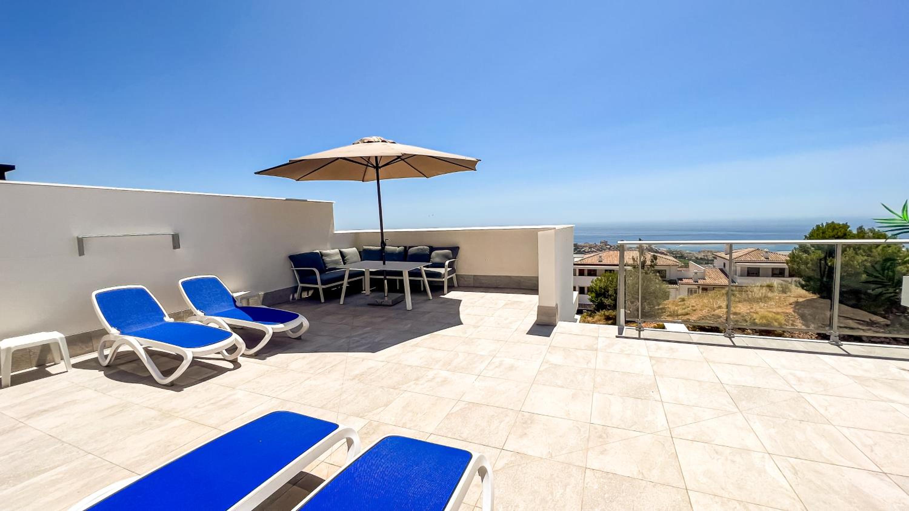 La Serena Mar, Benalmadena Pueblo, Luxury Apartment with Jacuzzi